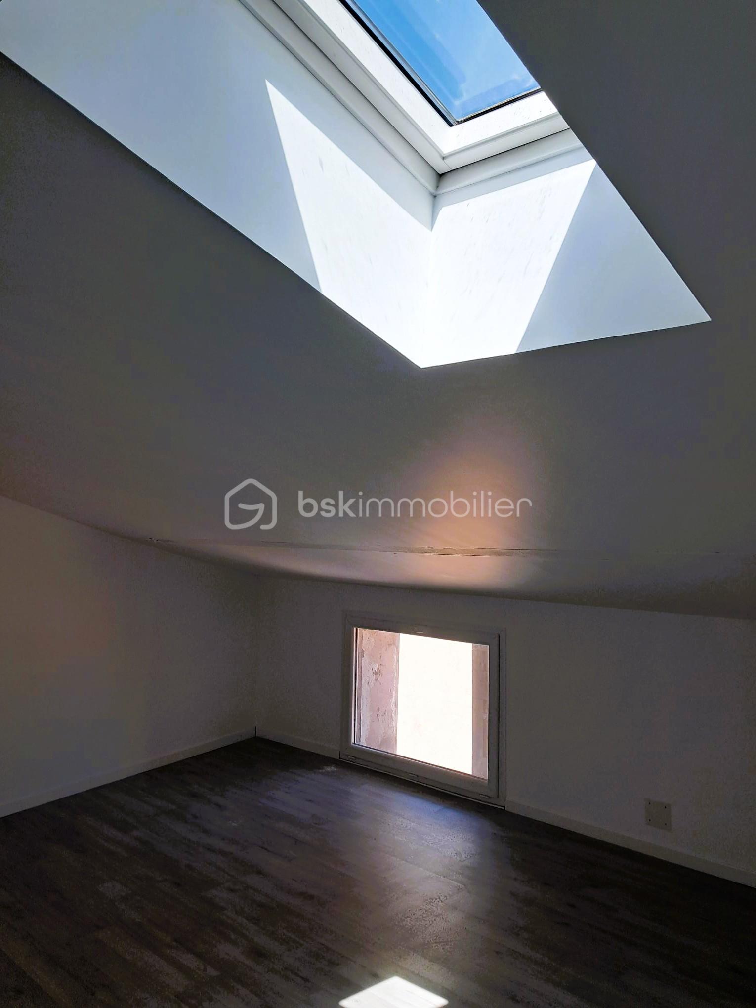 Maison ancienne de 180 m² - 17b - chambre.jpg
