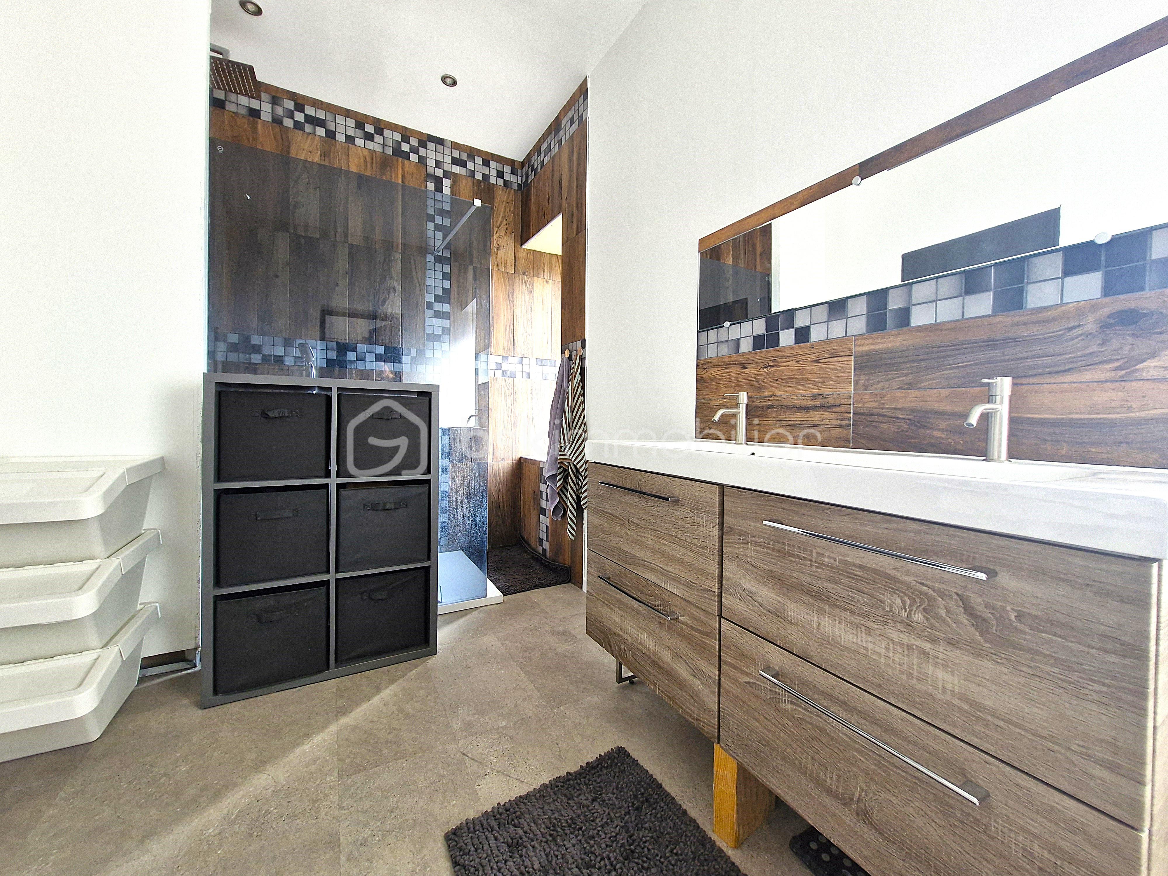 Immeuble mixte de 303 m² - 1er_SDD2.jpg