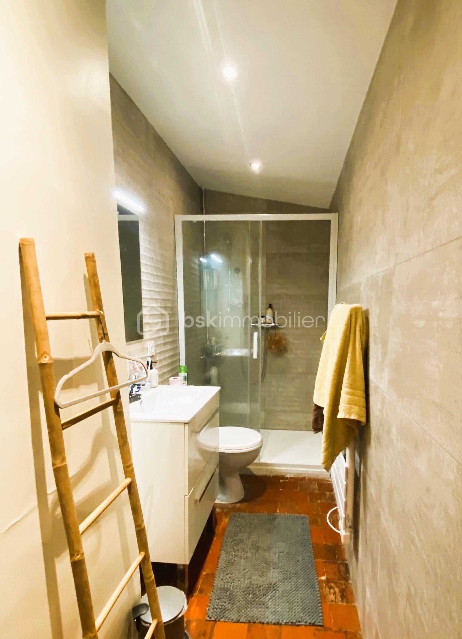 Maison de ville de 200 m² - 498635017_1220229796136428_4457851707602217594_n.jpg