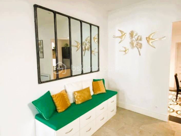 Maison de ville de 200 m² - 497513385_1220229722803102_4819345378122226189_n.jpg