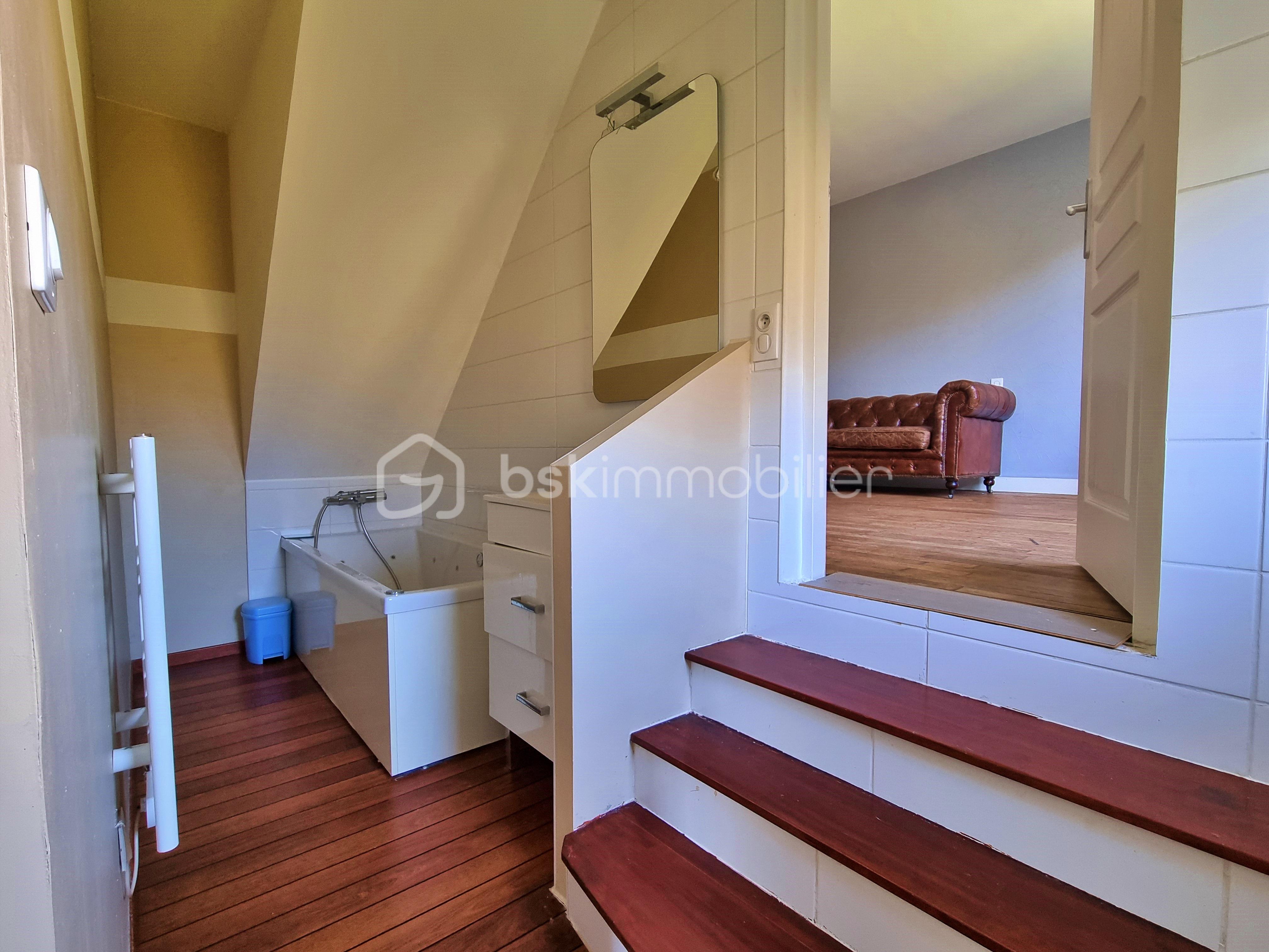 Demeure de 258 m² - p salle de bain 2.jpg