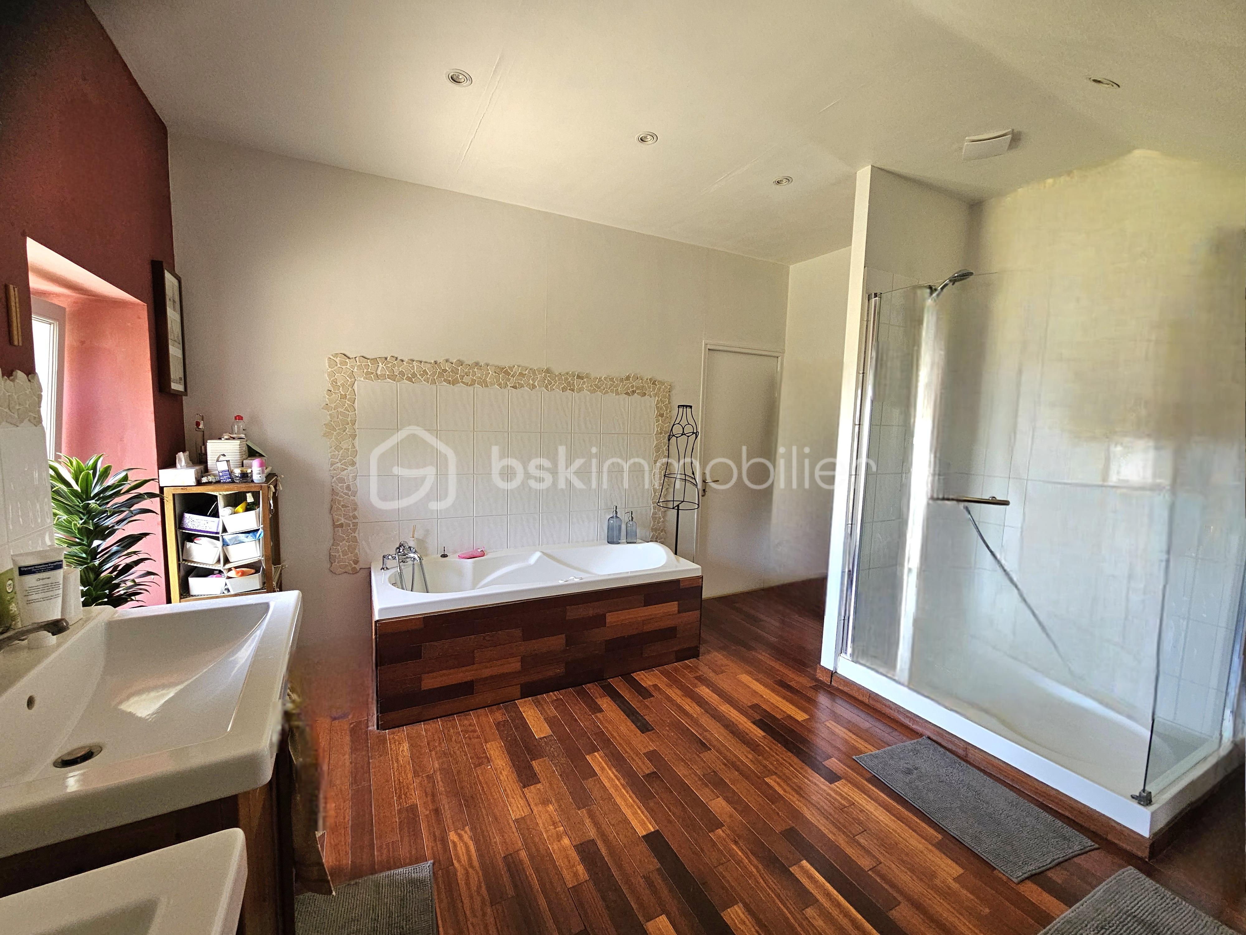 Maison de 200 m² - 7 saffré.jpg