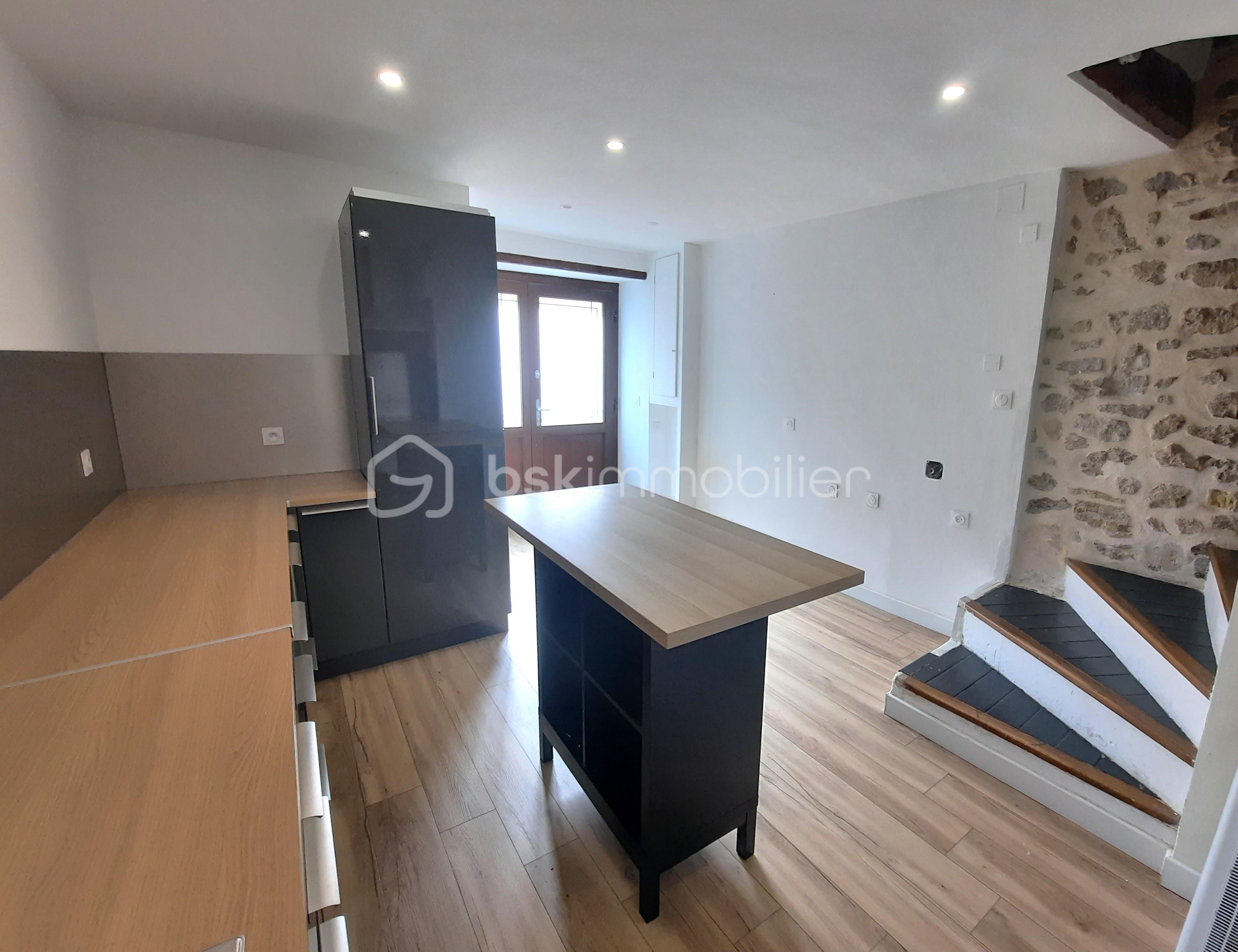 maison de village bord de mer VAR FAYENCE BAGNOLS EN FORET.jpg