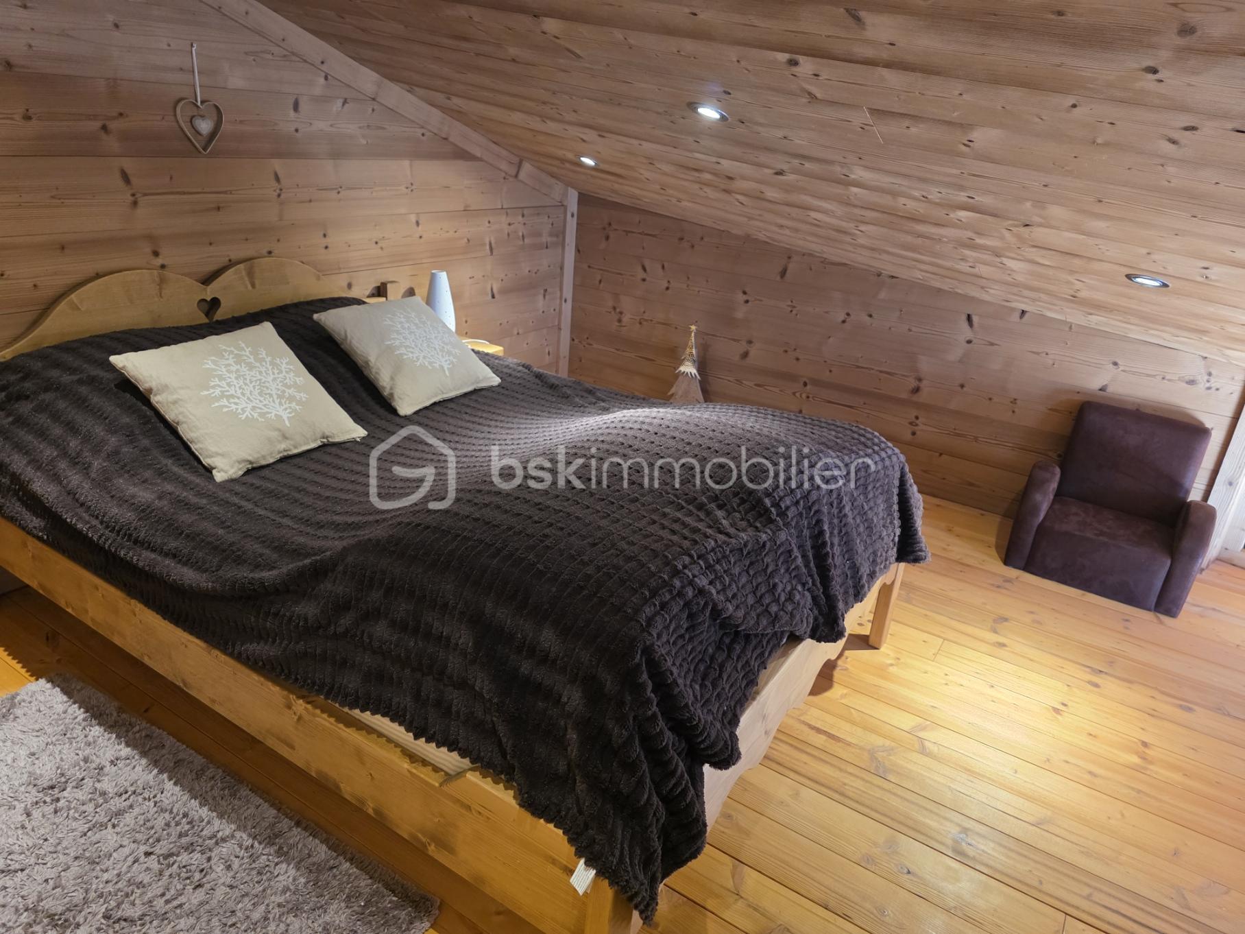 Appartement de 59 m² - Chambre haut 2.jpg