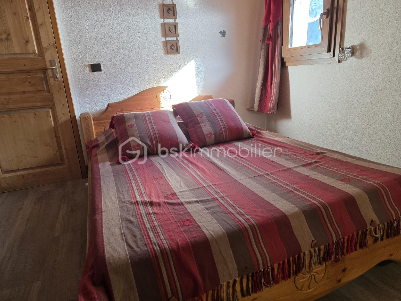 Appartement de 59 m² - Chambre haut gauche 2.jpg