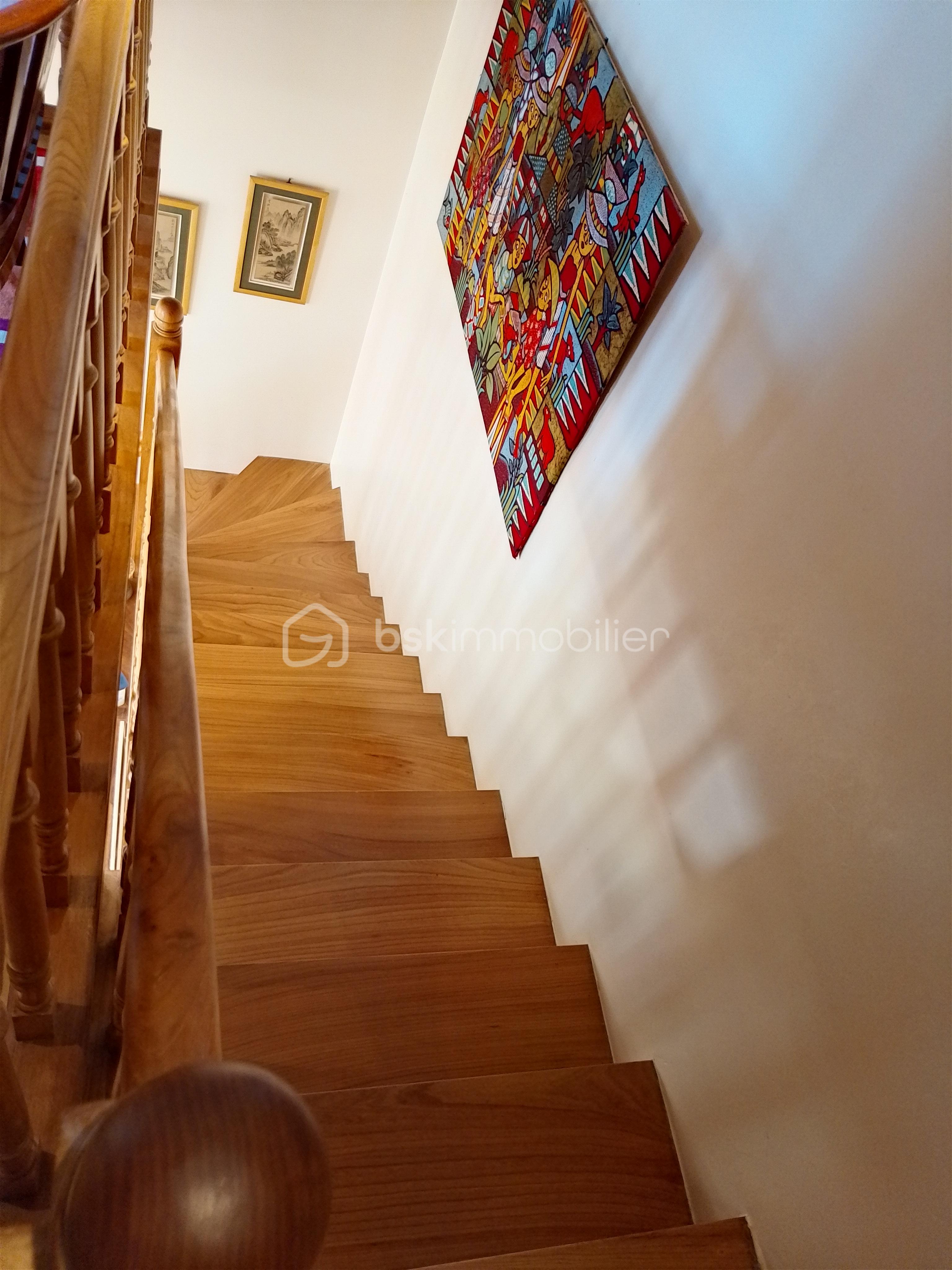escalier news.jpg