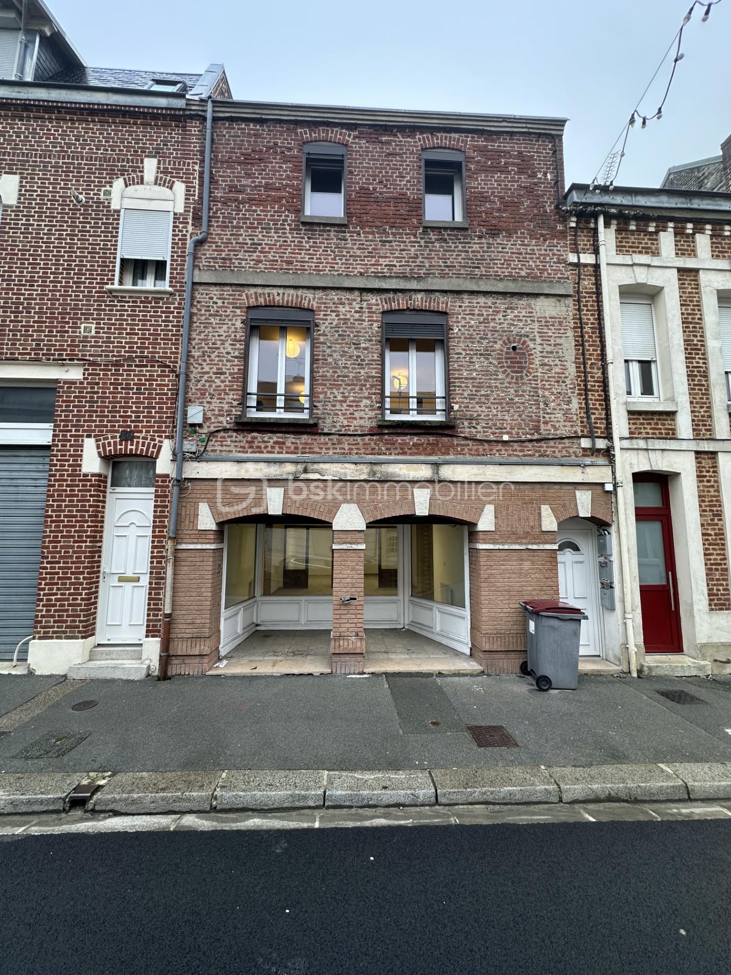 Immeuble de 150 m² - thumbnail_IMG_1103.jpg