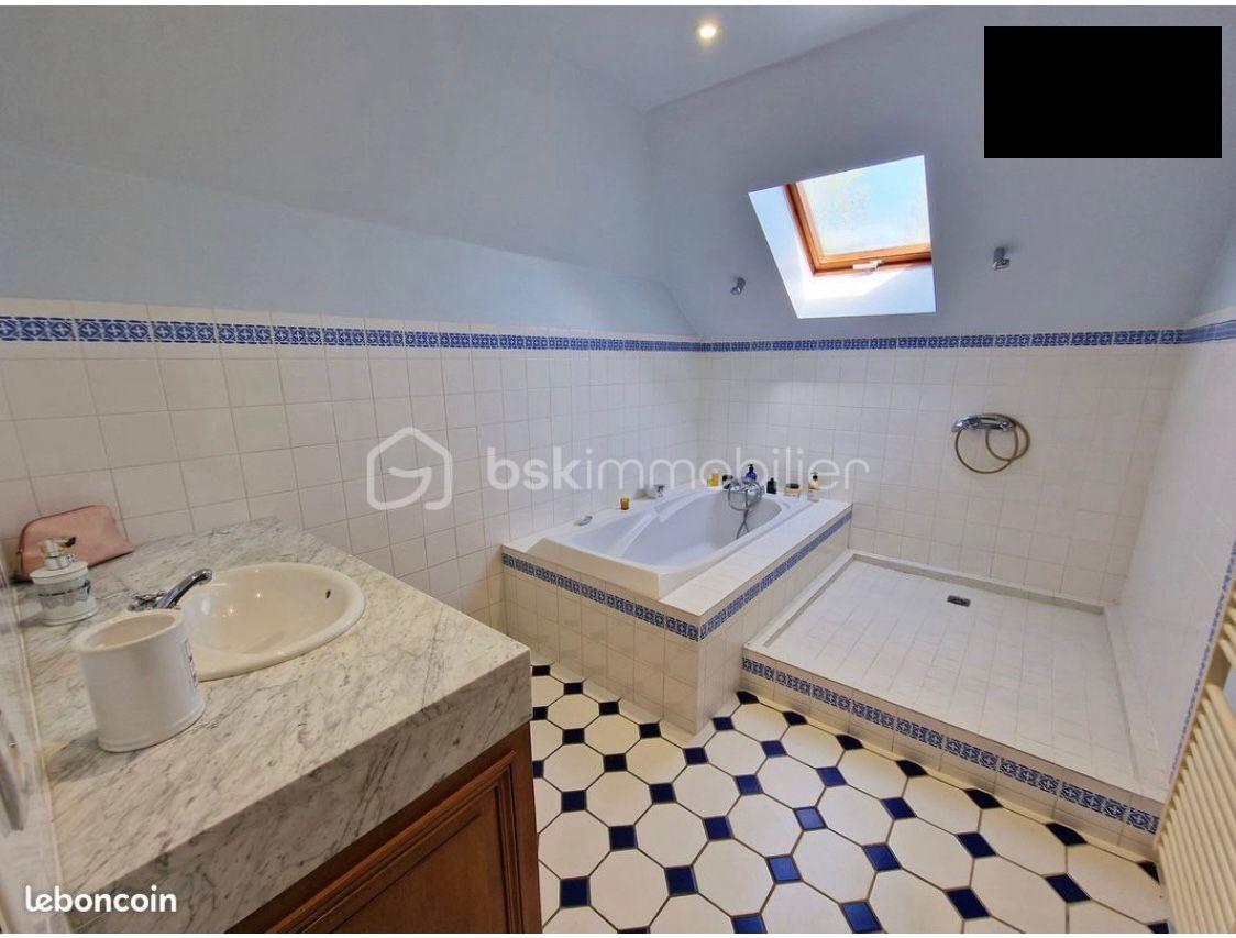 Demeure de 225 m² - NEW 8.jpg