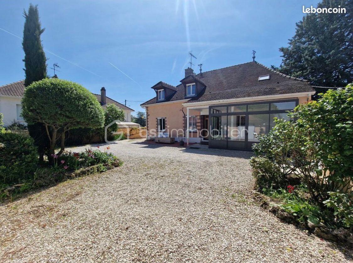 Demeure de 225 m² - NEW 10.JPG