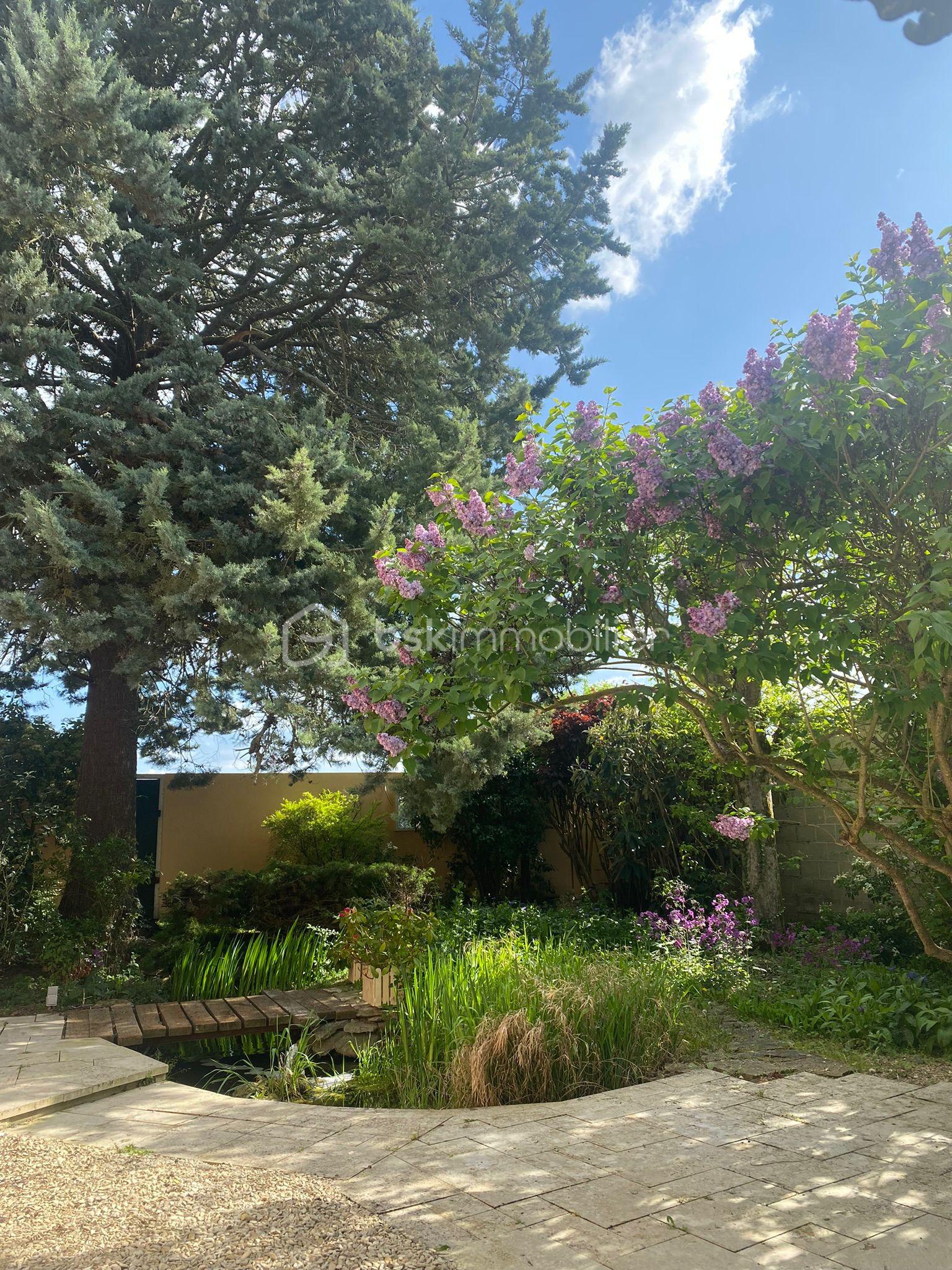 Demeure de 225 m² - PHOTO 6.jpg