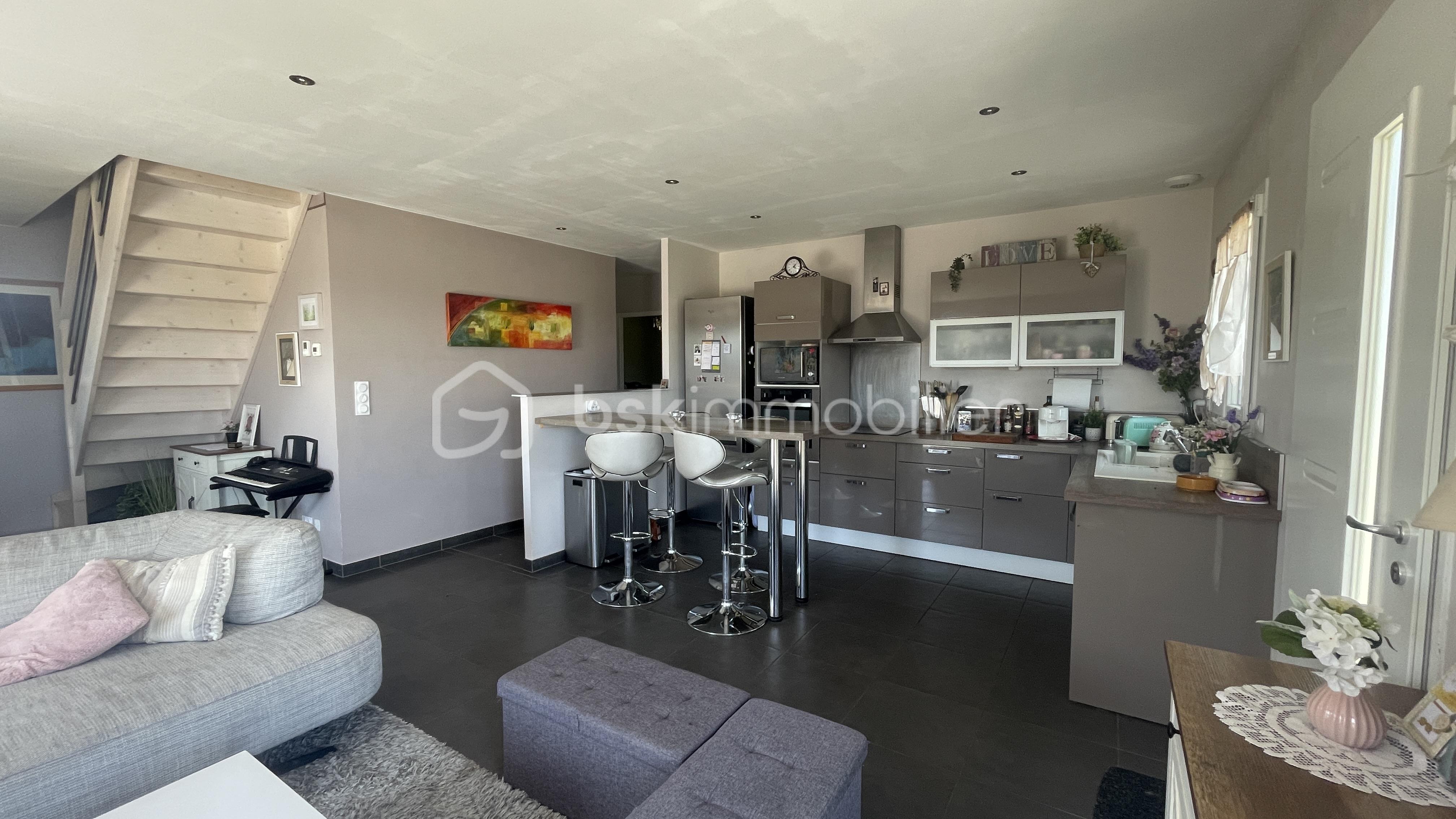 Maison de 140 m² - BB061E60-DB9F-499F-B9DE-8B16AB956383_1_201_a.jpeg