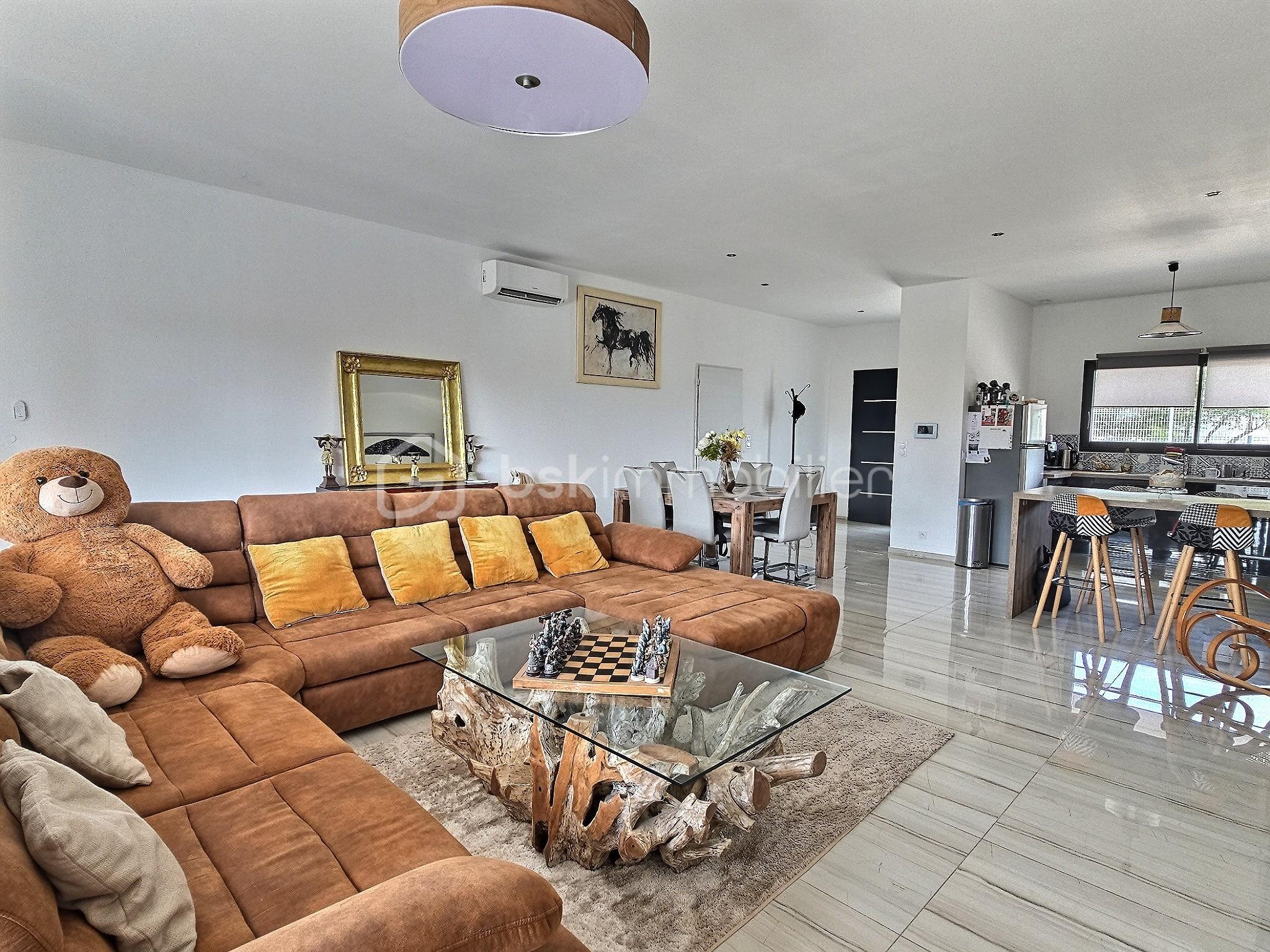 Maison contemporaine de 113 m² - exposio_132878950.jpg