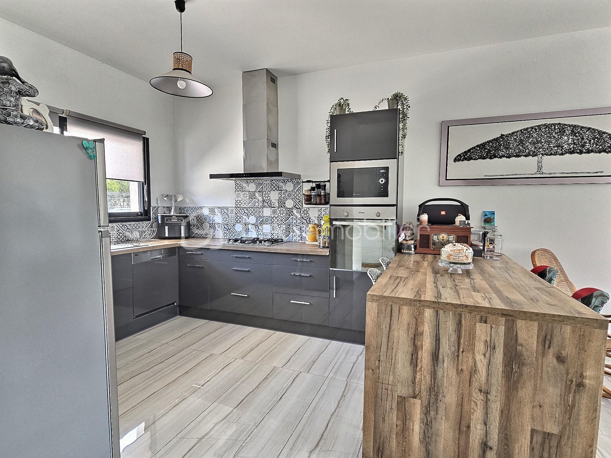 Maison contemporaine de 113 m² - exposio_132878944.jpg