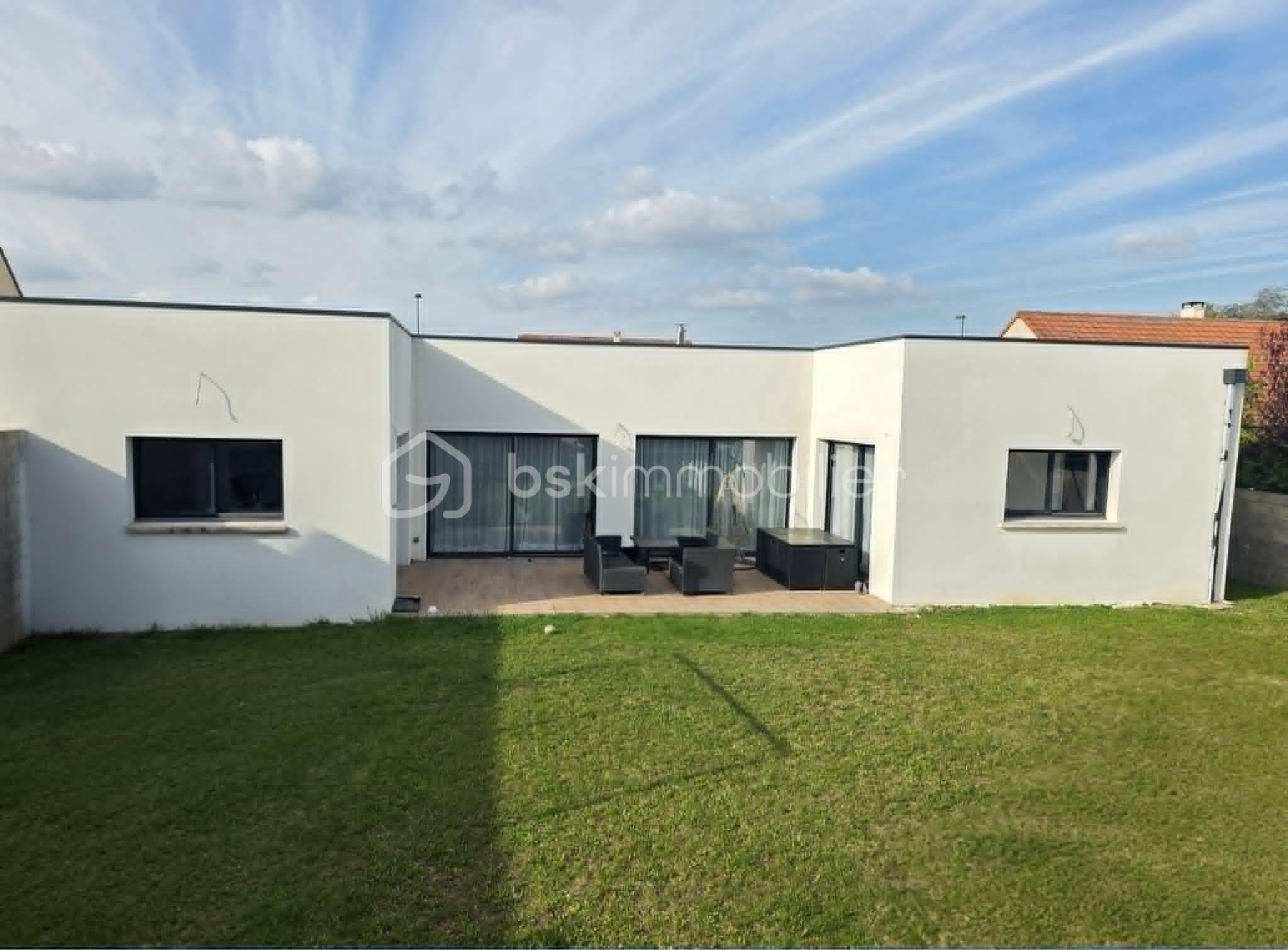 Maison 6 pièces 489 m² · à Sens · 489 m² · 485 000 €