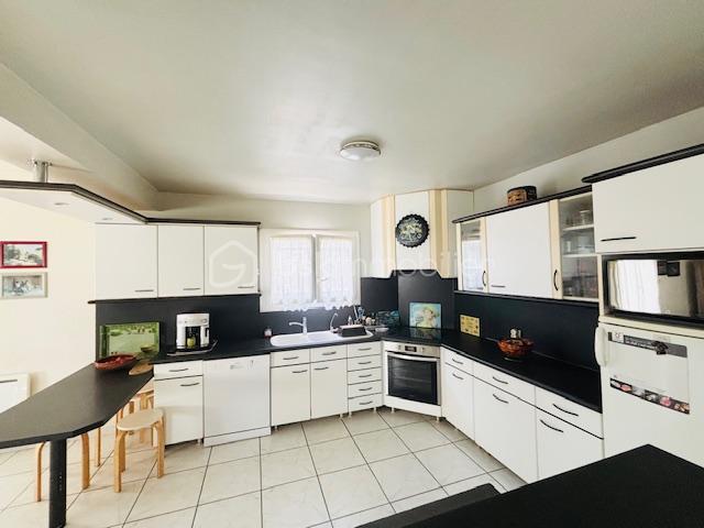 Maison de 145 m² - 8qhUMRxRcKJKhiEclG4iNAY1i5mfcUQLYtquAESp.jpg