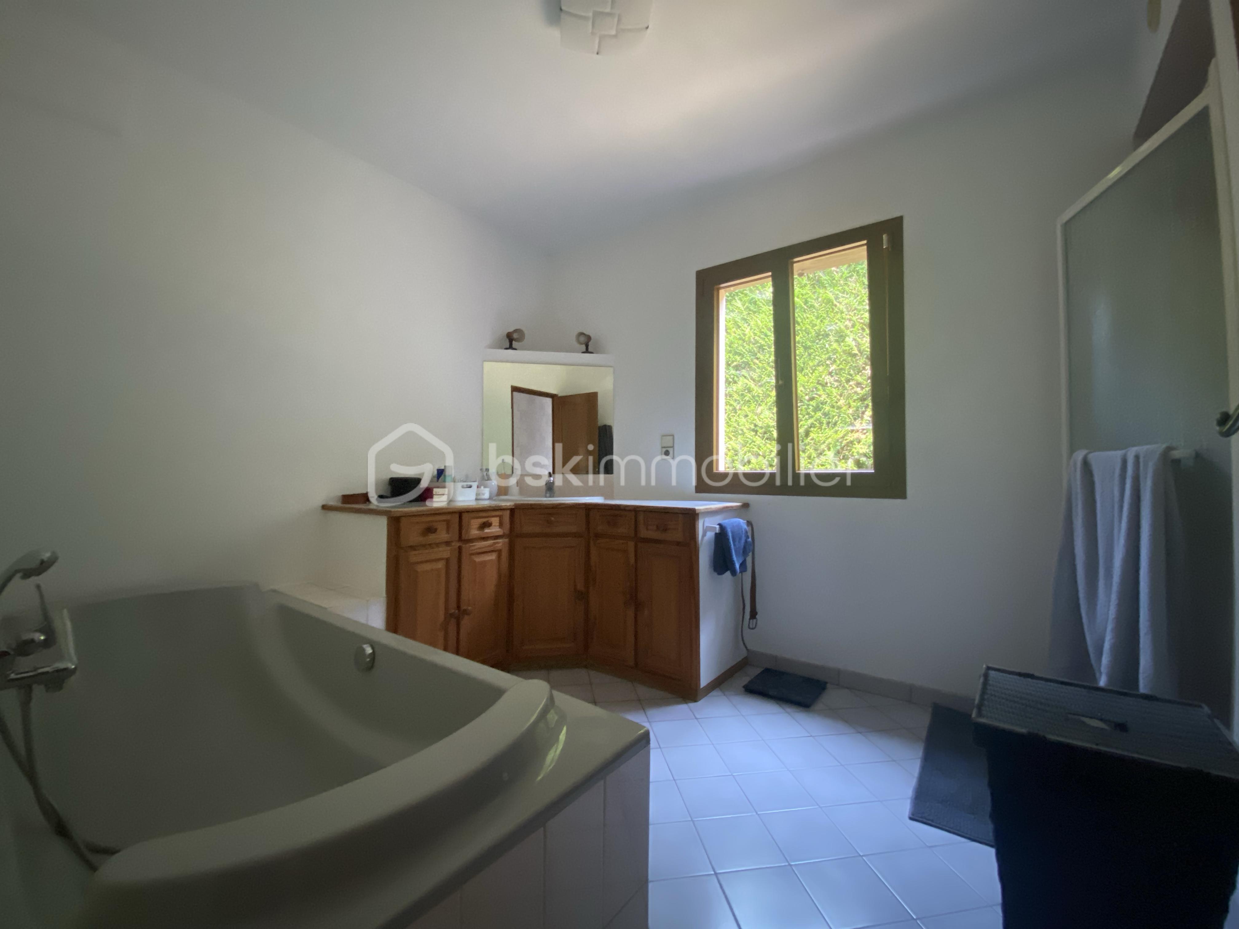 Maison de 183 m² - tempImagetK9X5x.png