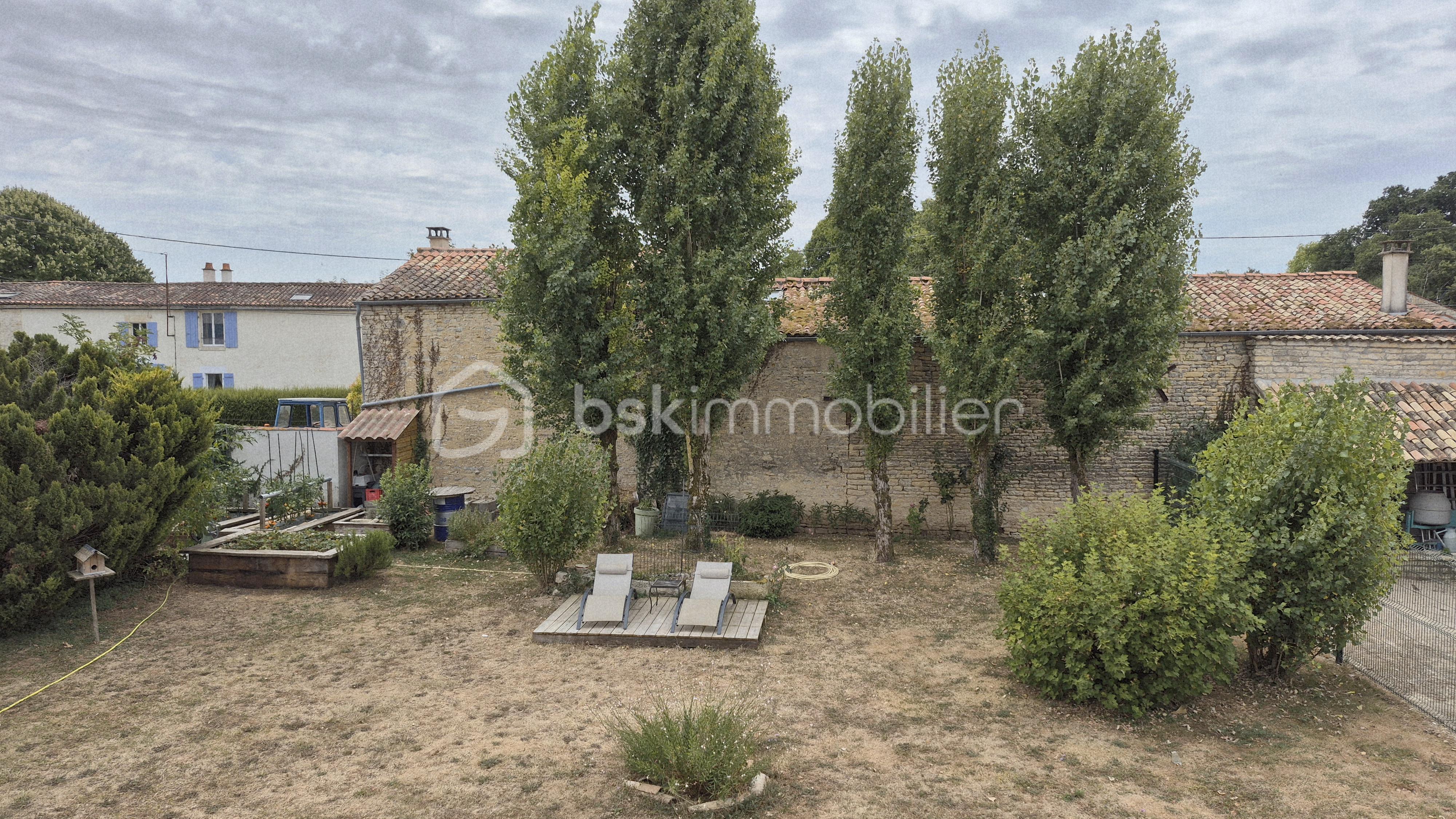 Maison charentaise de 210 m² - 20250718_142625(1).jpg