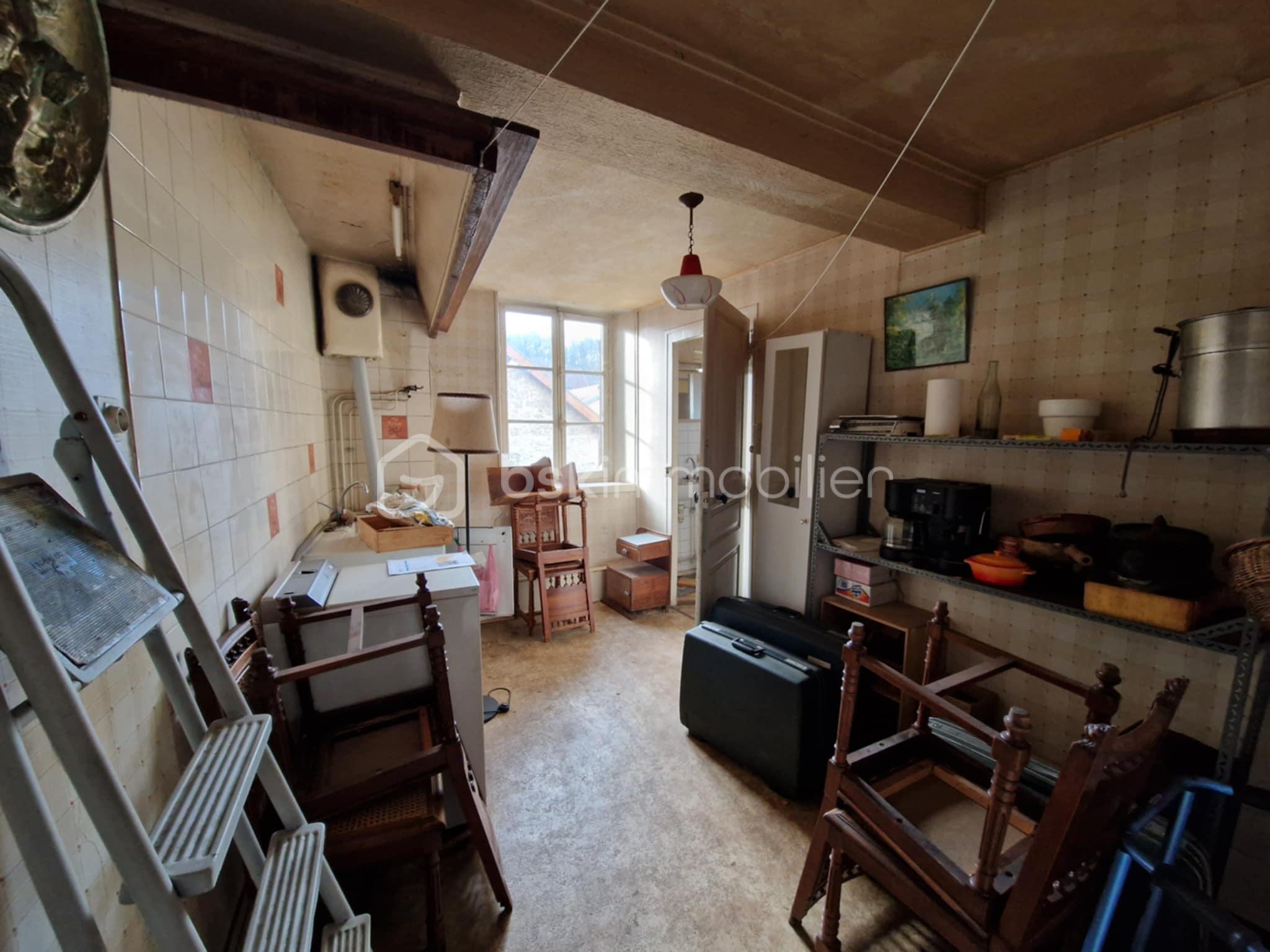 Immeuble mixte de 120 m² - 720f9a95-f0fb-4092-ae91-8e99c9ac66aa.jpg