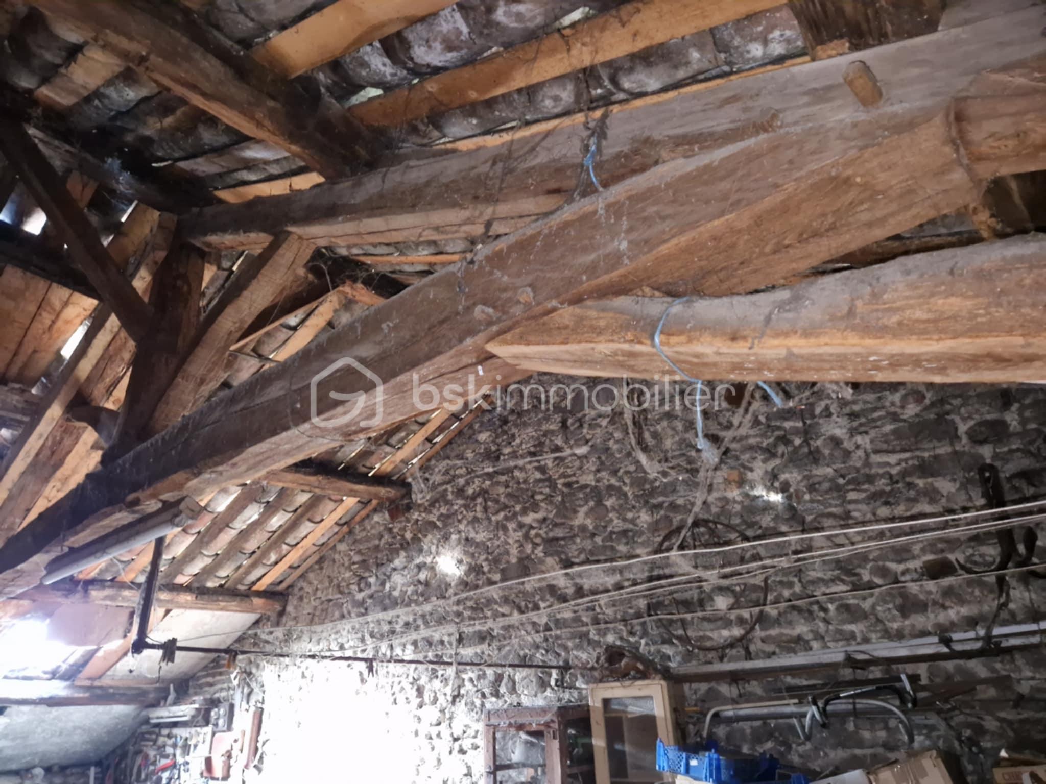 Immeuble mixte de 120 m² - a78bacc7-bdfb-4c7b-bc0a-09a0c54e02af.jpg