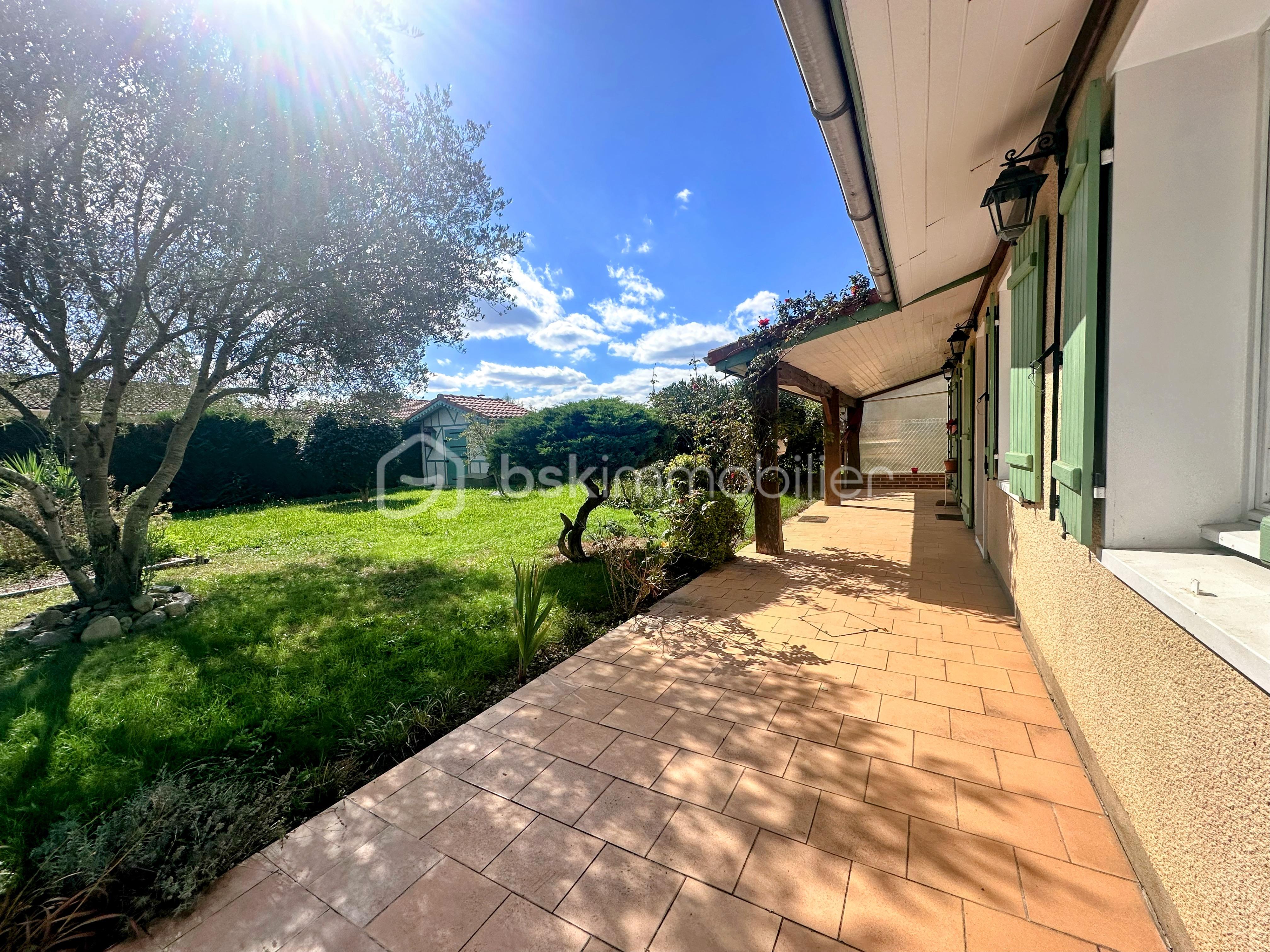 Maison traditionnelle de 93 m² - 8227B7E4-0E01-4873-A466-C430C6C5E4EF.JPG