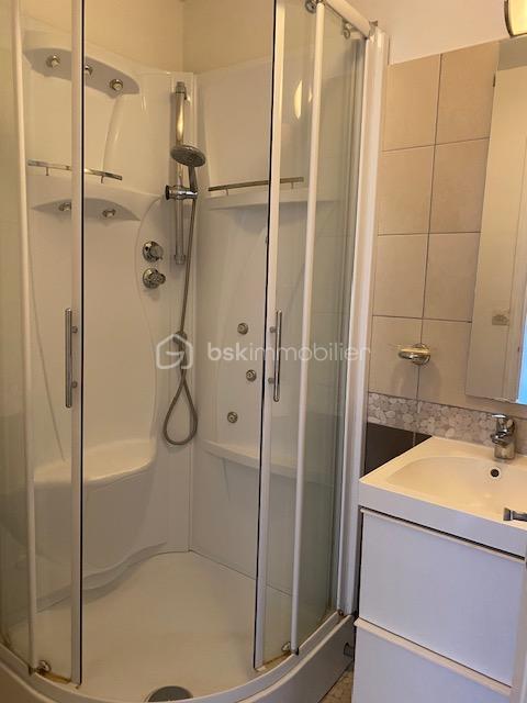salle de douche.jpeg