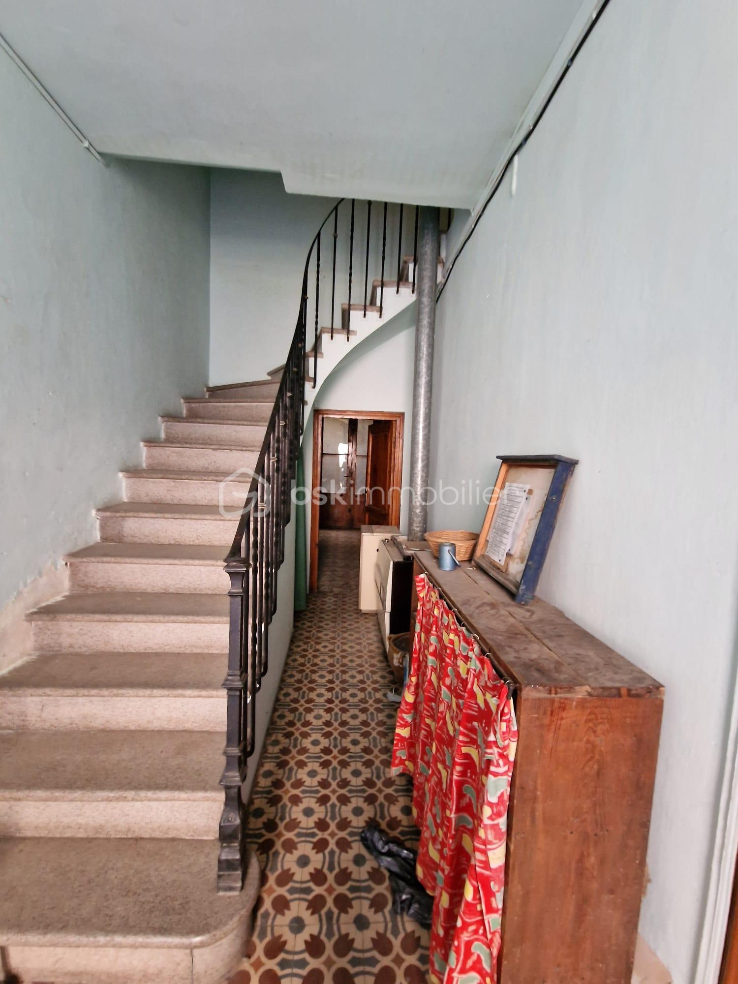 Maison de 180 m² - escaliers.jpg