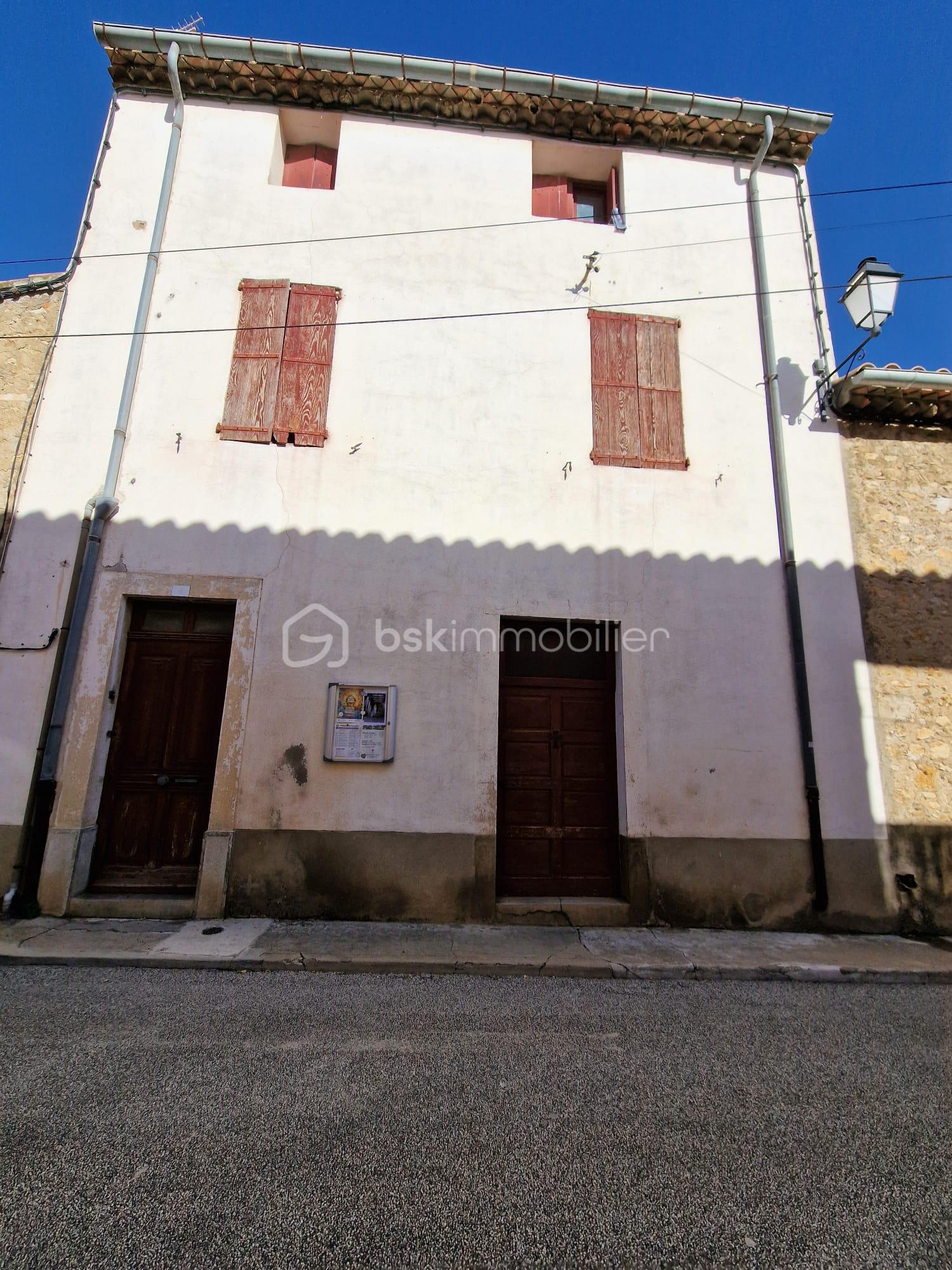 façade.jpg
