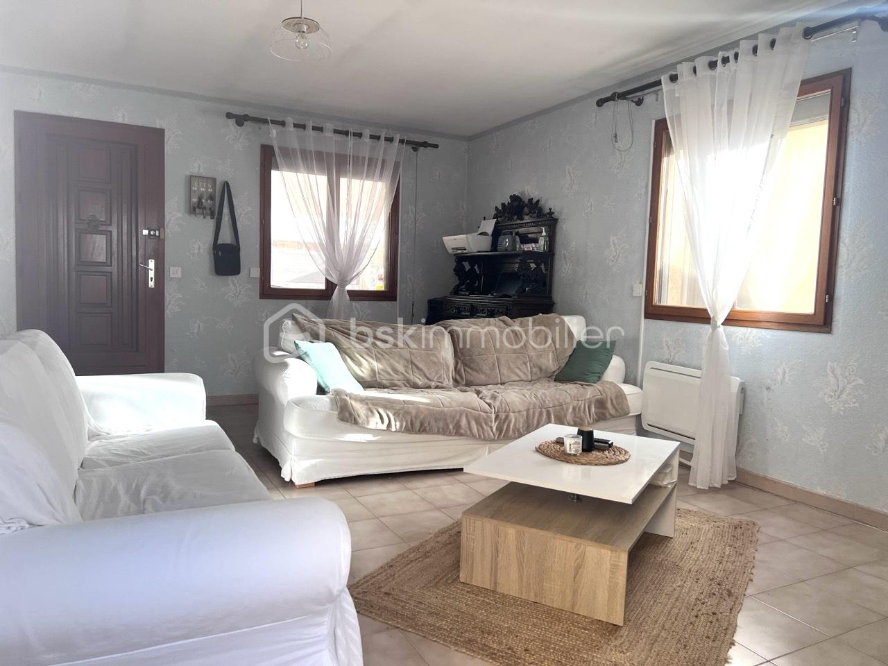 Maison de 95 m² - salon 3.jpeg