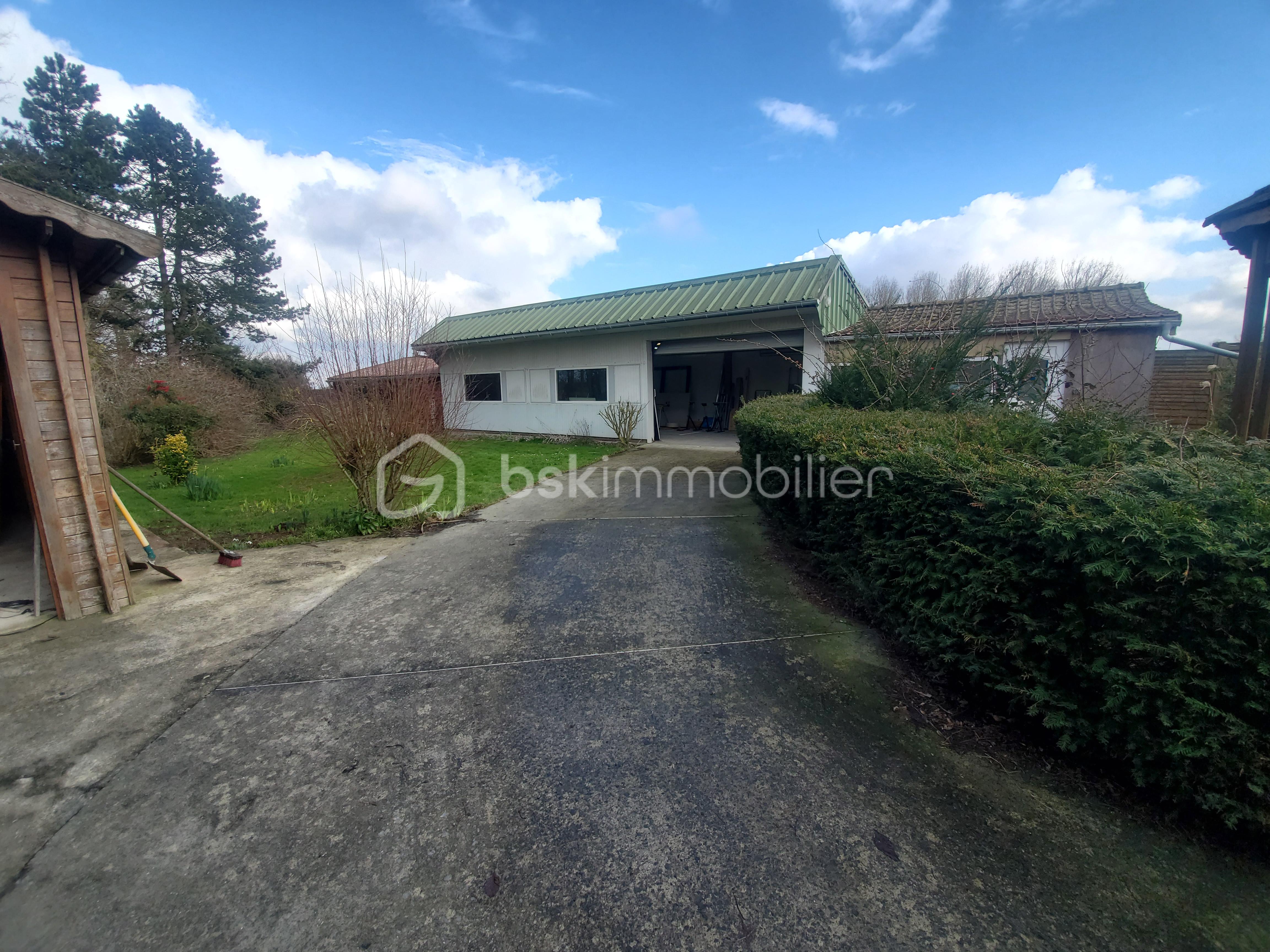Propriete de 200 m² - DUISANS EXT hangar photo 3.jpg