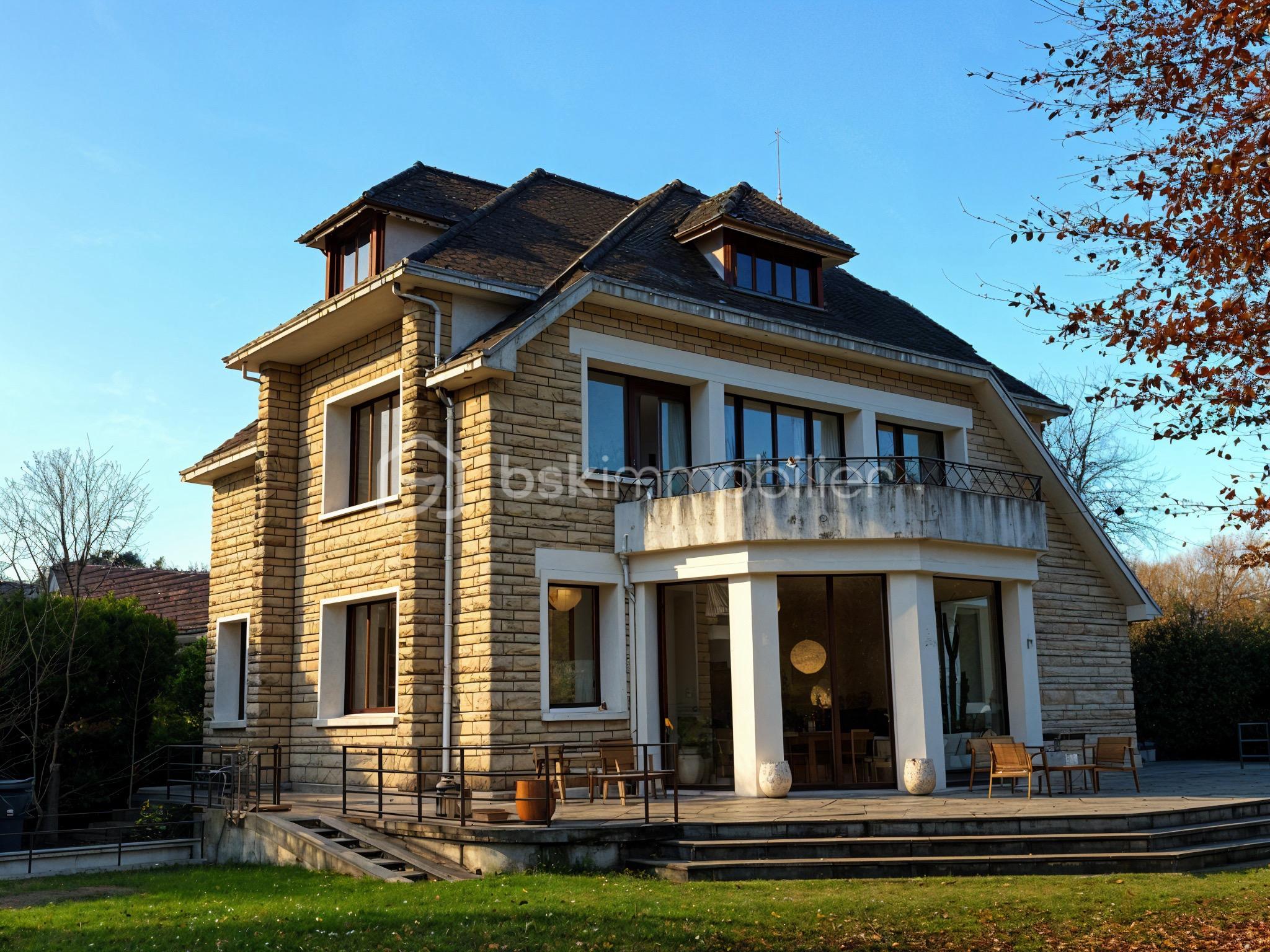 Maison d architecte de 304 m²