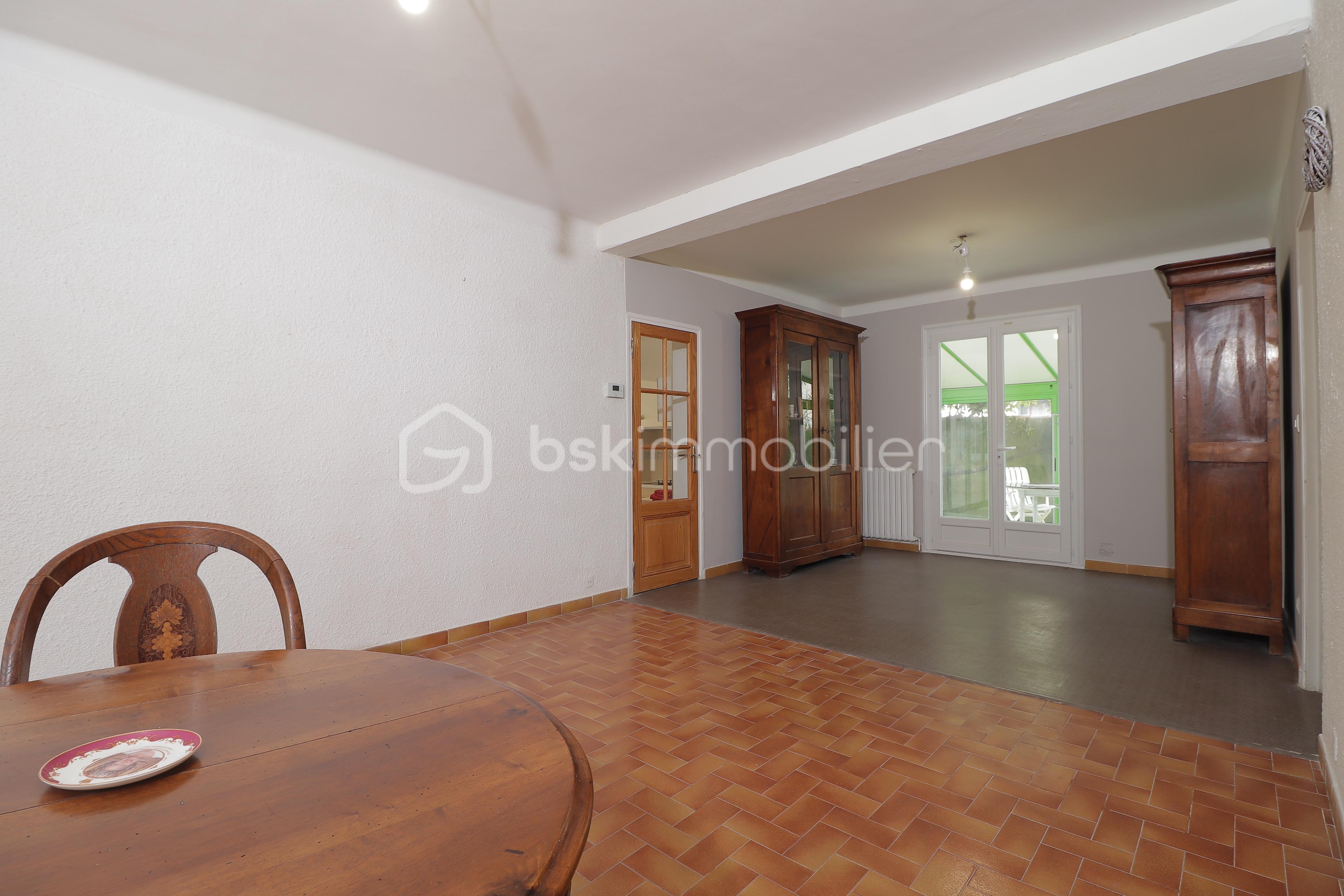 Maison de 120 m² - 58AD6377-3935-4B5E-B6E3-95E470501213.jpeg