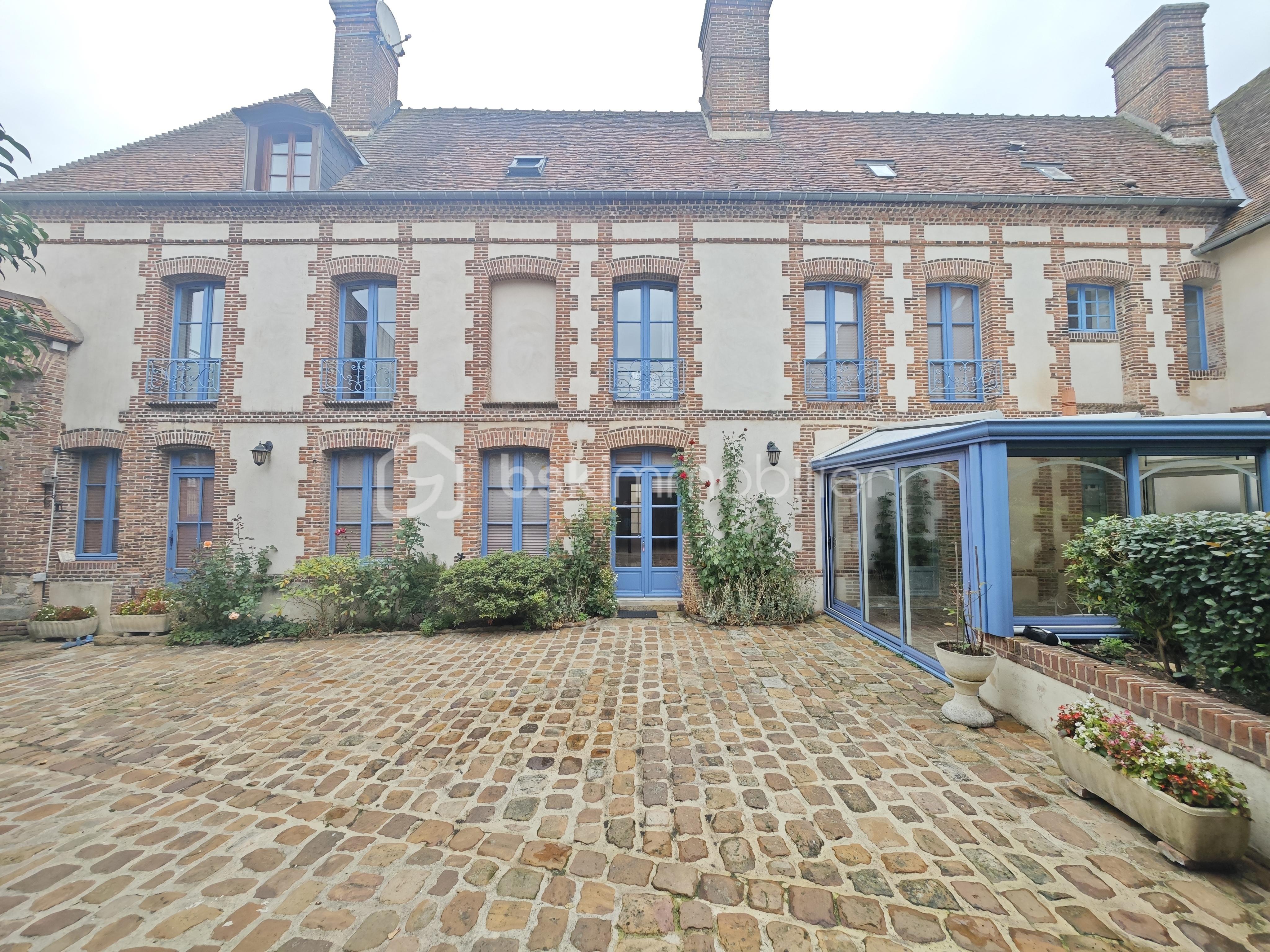 Maison de 210 m² - 1000017298.jpg