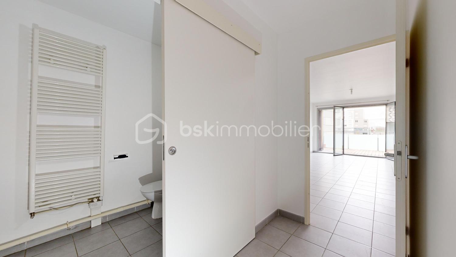 Duplex de 78,29 m² - web 02 - SDB (1).jpg