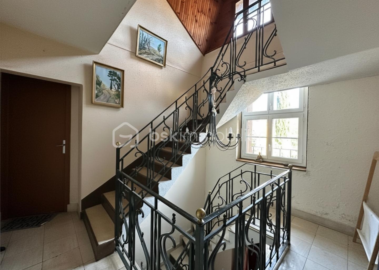 Maison de 225 m² - 1000019285.jpg