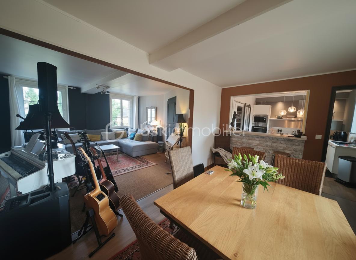 Maison de 225 m² - 1000019280.jpg