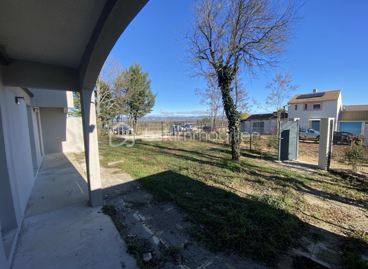 Appartement de 78,60 m² - generated_2025-12-06T01_14_45.565.jpg