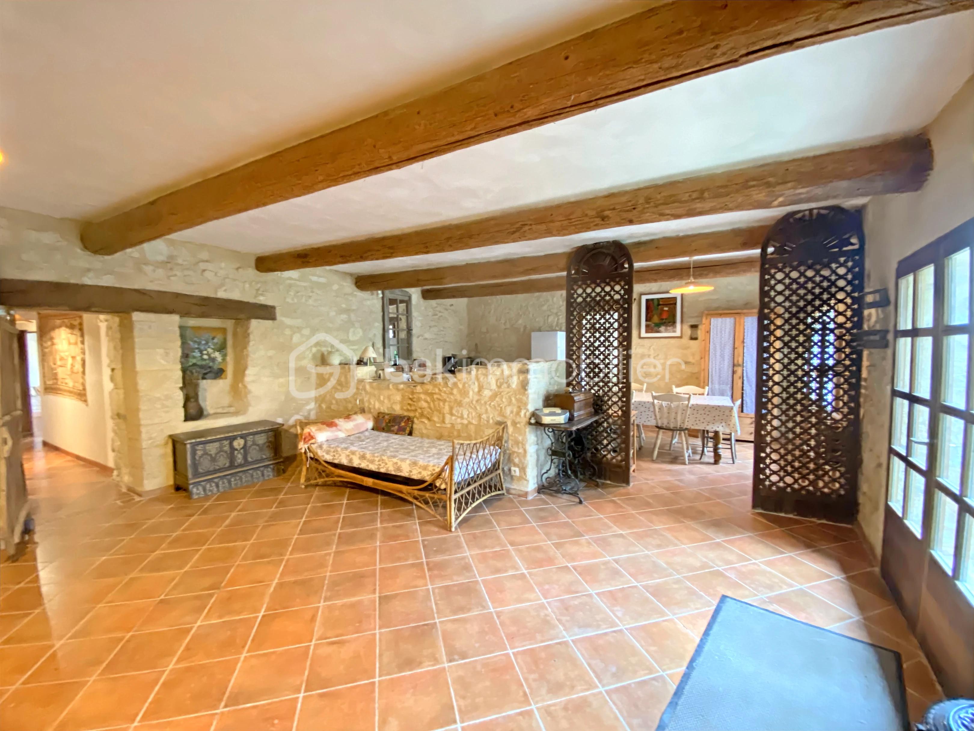 Mas de 427 m² - 00e8edf1-a9c8-40a6-bf3e-9adde7751dd9.jpg