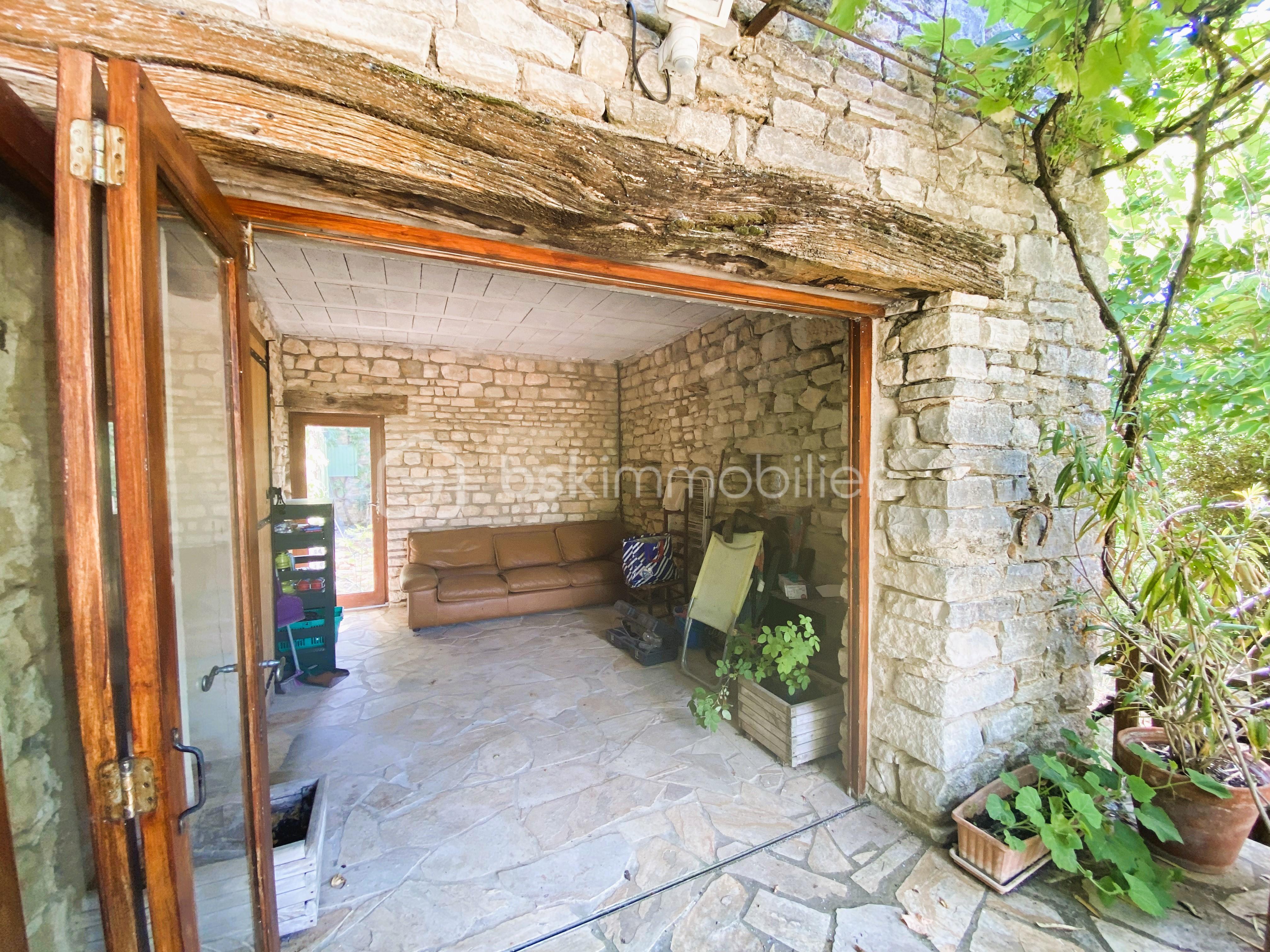 Mas de 427 m² - ABRI EN PIERRES.jpg