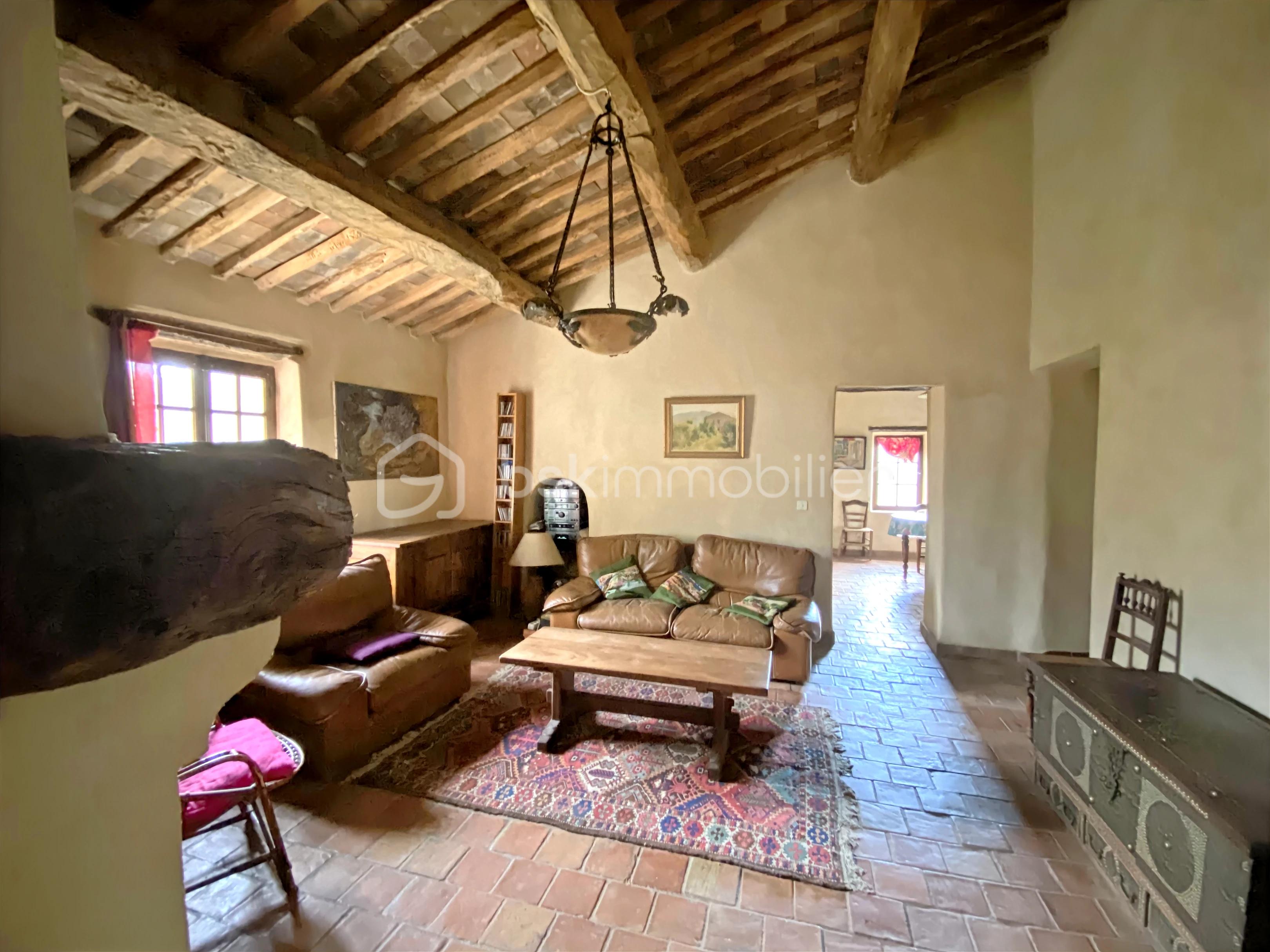 Mas de 427 m² - d1c2429f-9b0e-4a94-929e-257fd2071c18.jpg