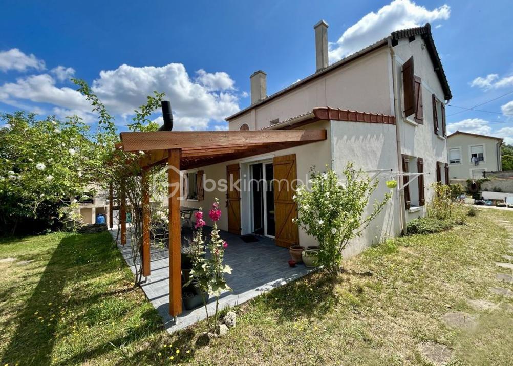Maison de 147 m² - 2maison-6-limeil-brevannes-147-1388771-1366w.jpg