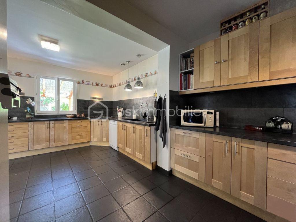 Maison de 147 m² - 9maison-6-limeil-brevannes-147-1388771-1366w.jpg