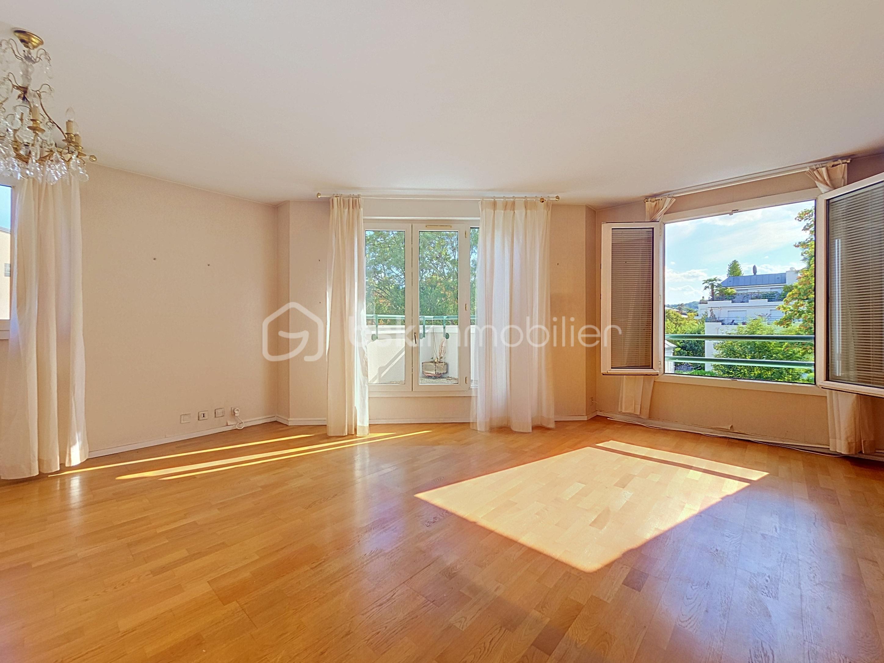 Appartement 3 pièces 61 m² · à Rueil-Malmaison · 61 m² · 330 000 €