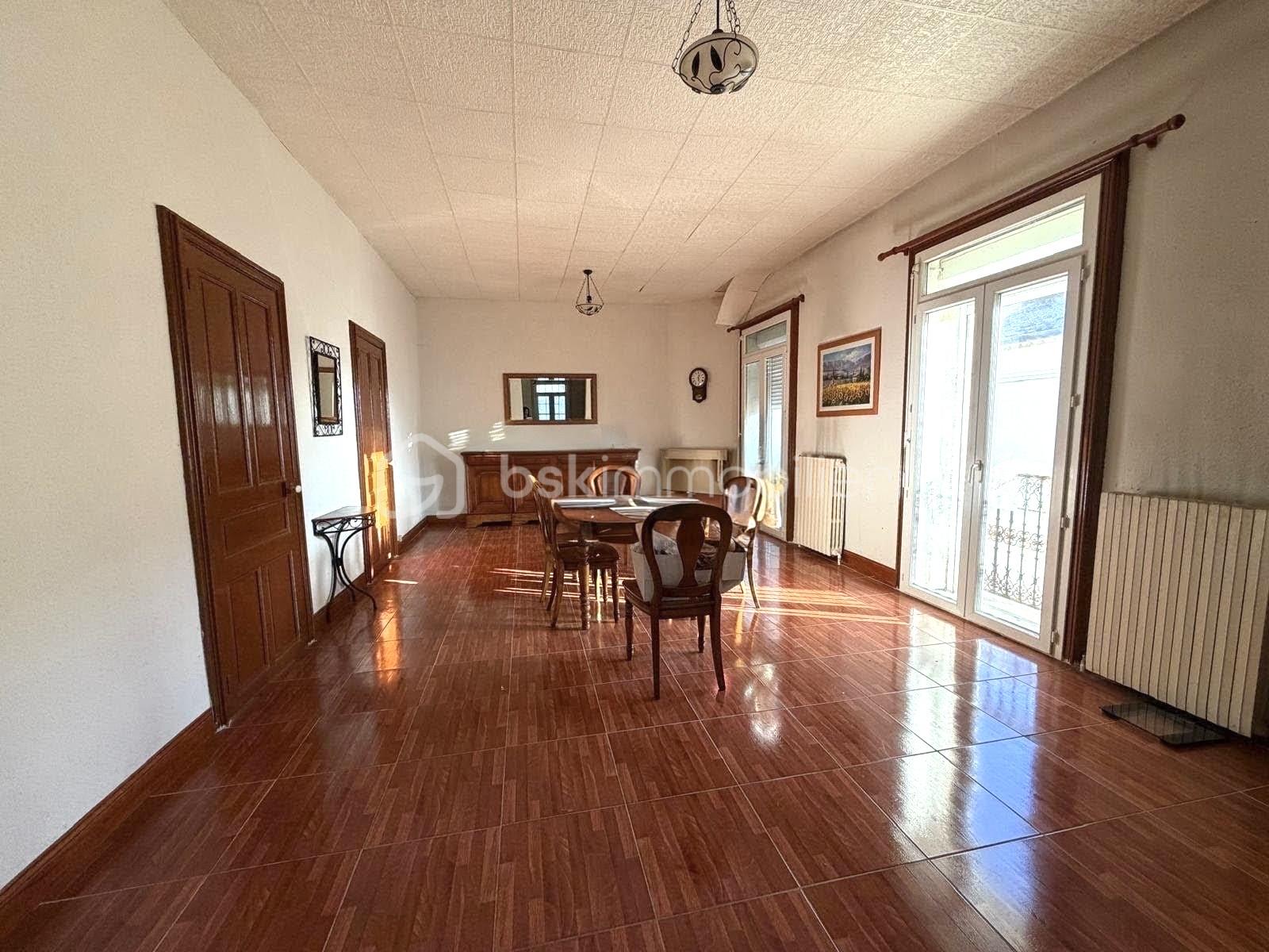 Immeuble mixte de 287 m²