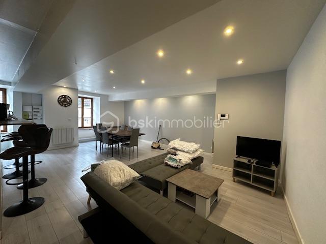 38923d0d-9474-4365-9edd-aed4c21a1fc9.jpg