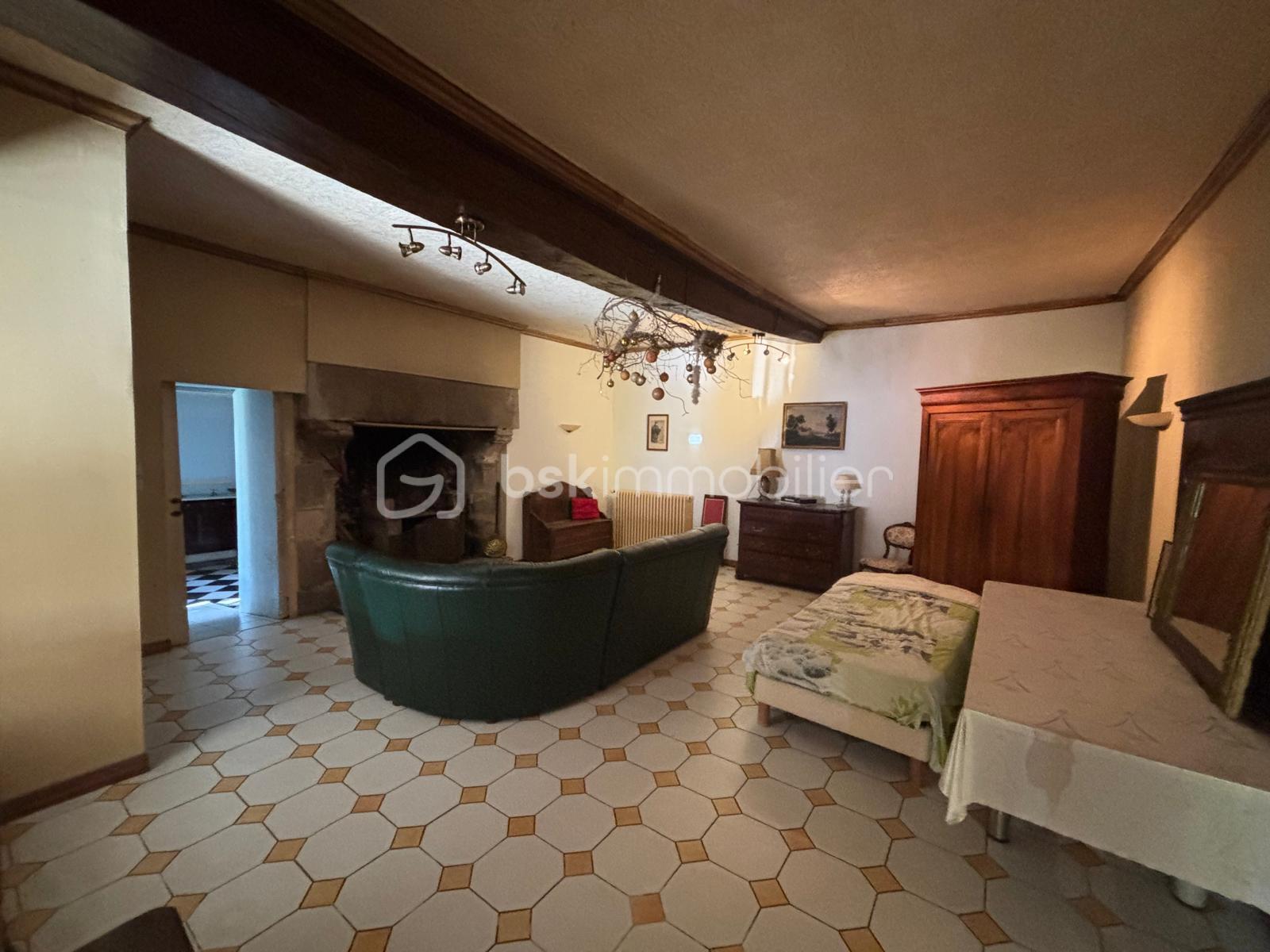 Demeure de 234 m² - IMG-20251231-WA0007.jpg