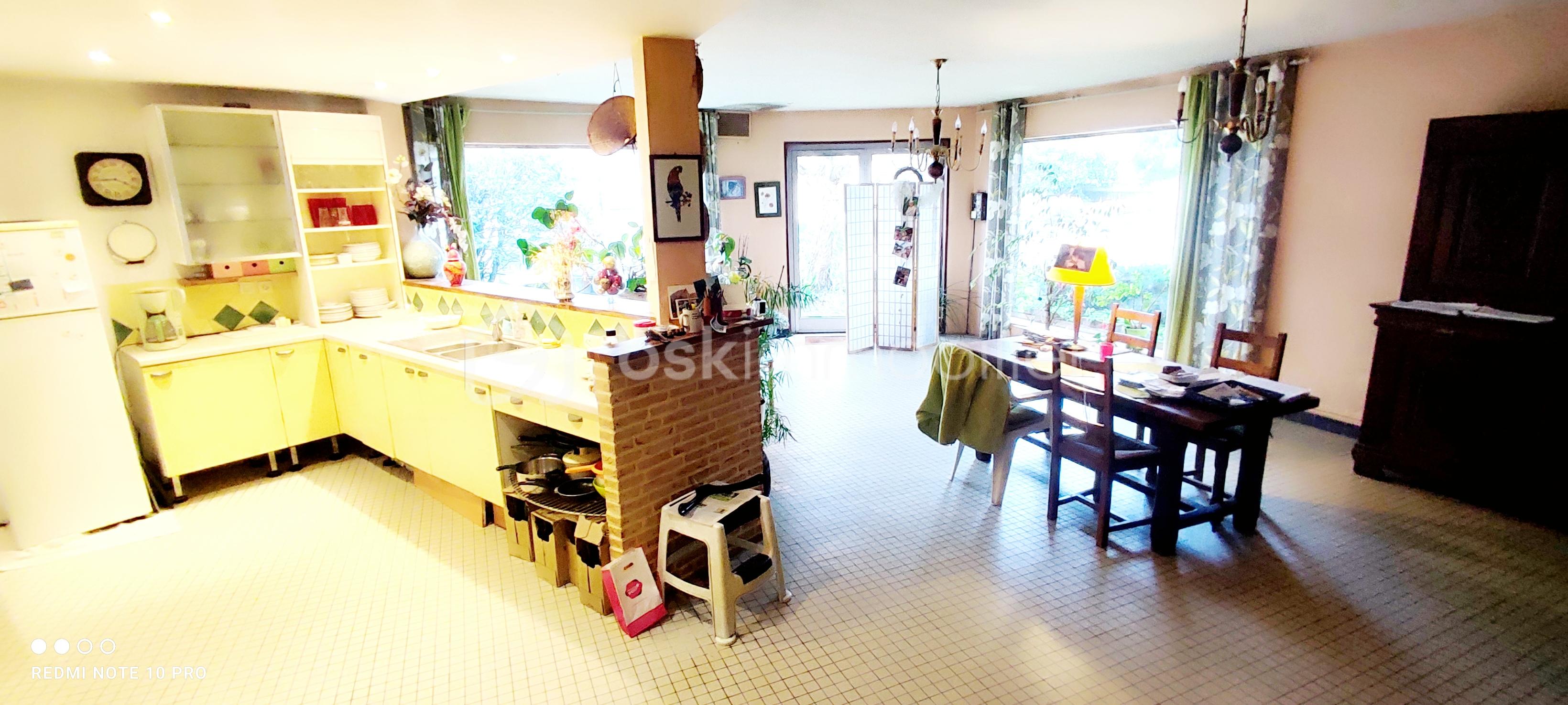 Demeure de 234 m² - 1765792199893.jpg