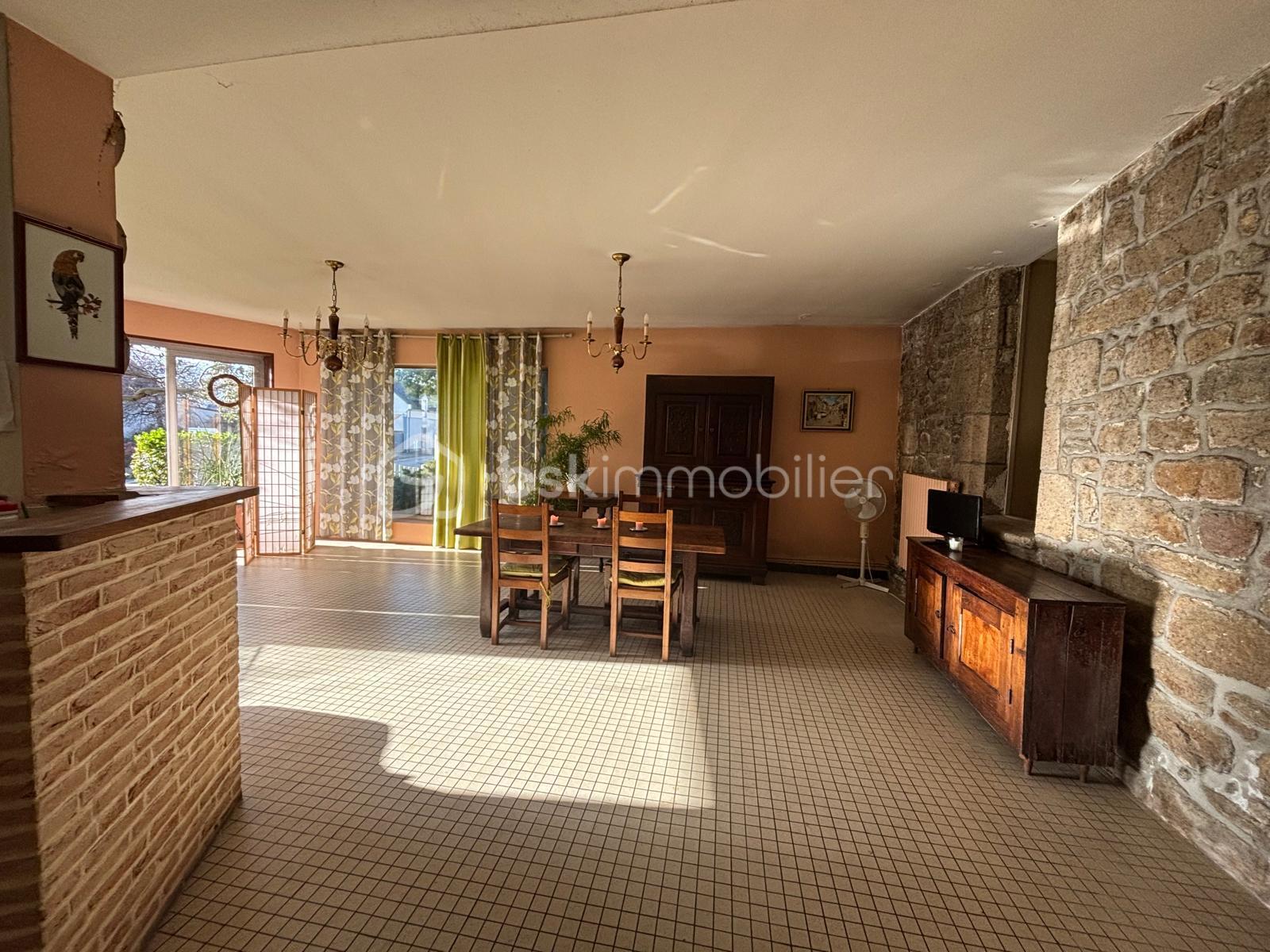 Demeure de 234 m² - IMG-20251231-WA0009.jpg