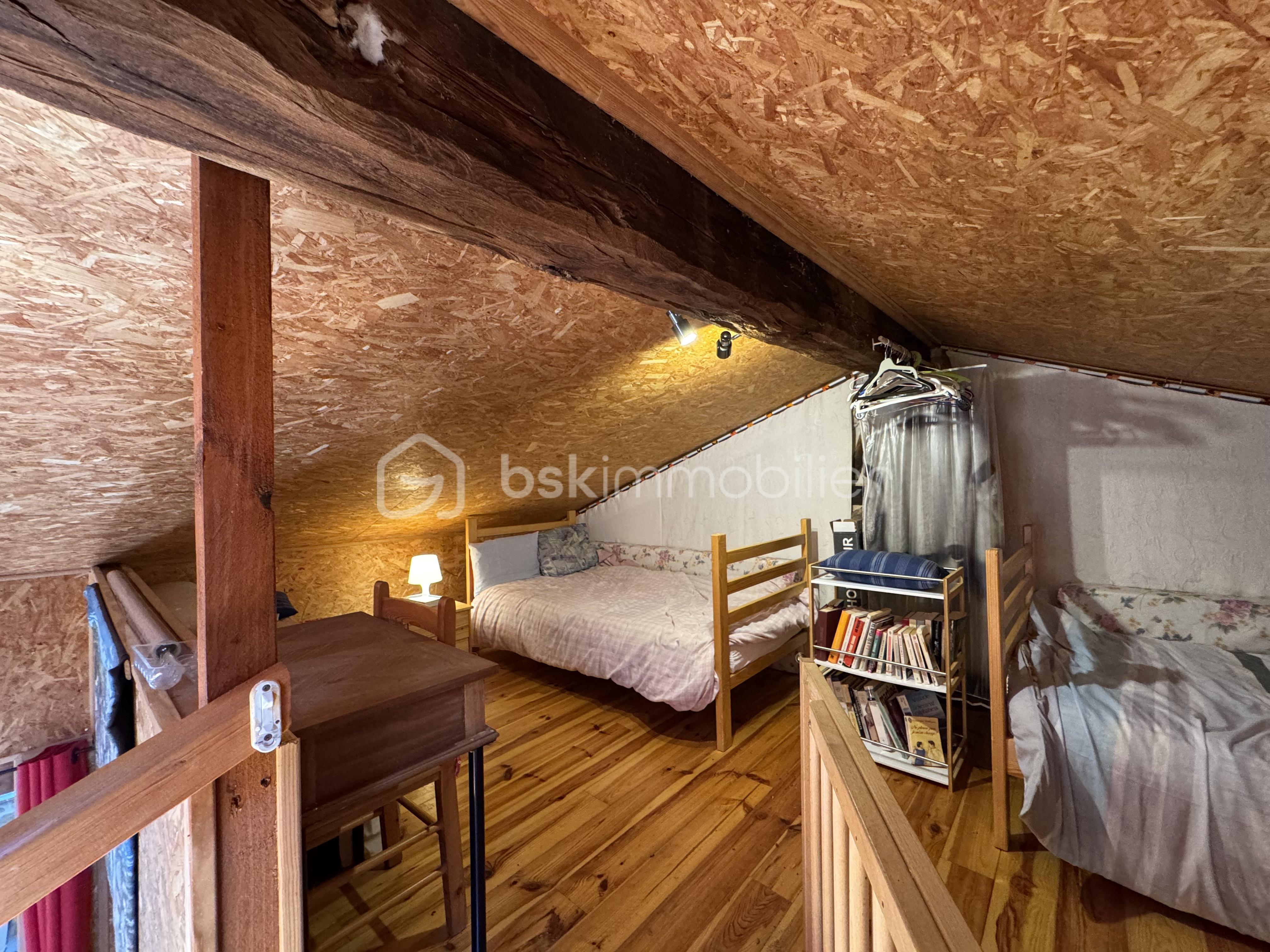 Maison de 44 m² - combles lit.jpeg