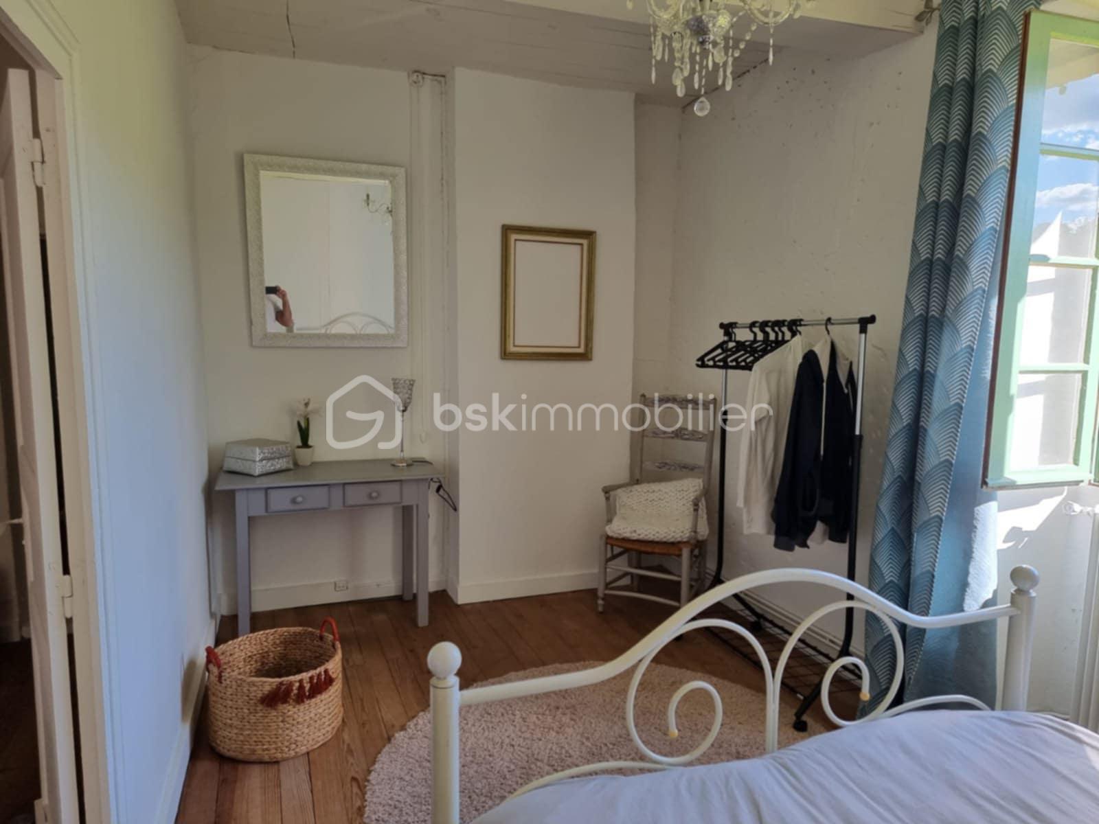 Maison en pierre de 129 m² - 1f3ce8bf-d68f-41eb-8bb5-f53d2dd494a1.jpg