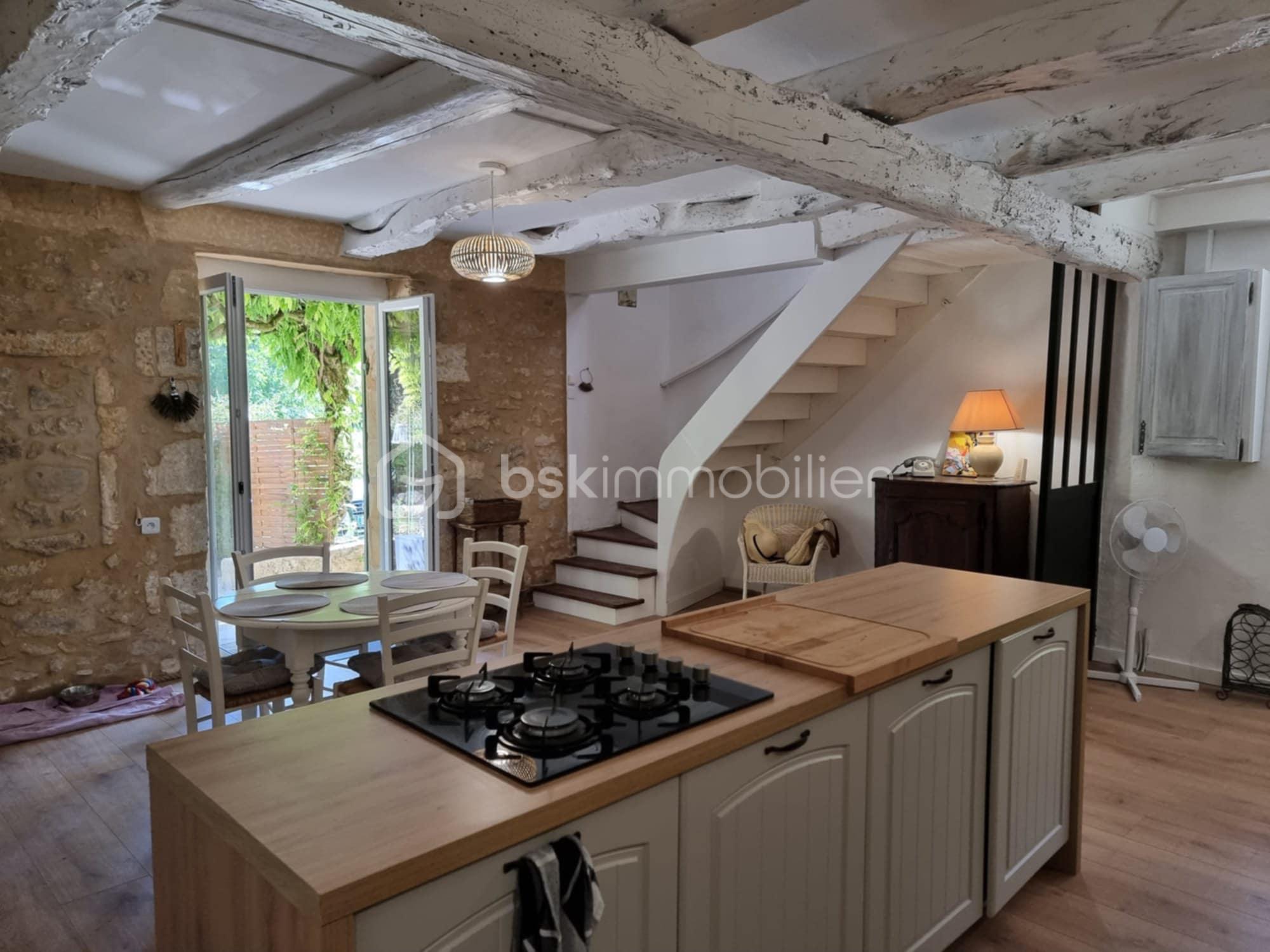 Maison en pierre de 129 m² - 245c49f4-c57f-468d-8671-d5e9b12c1bfb.jpg